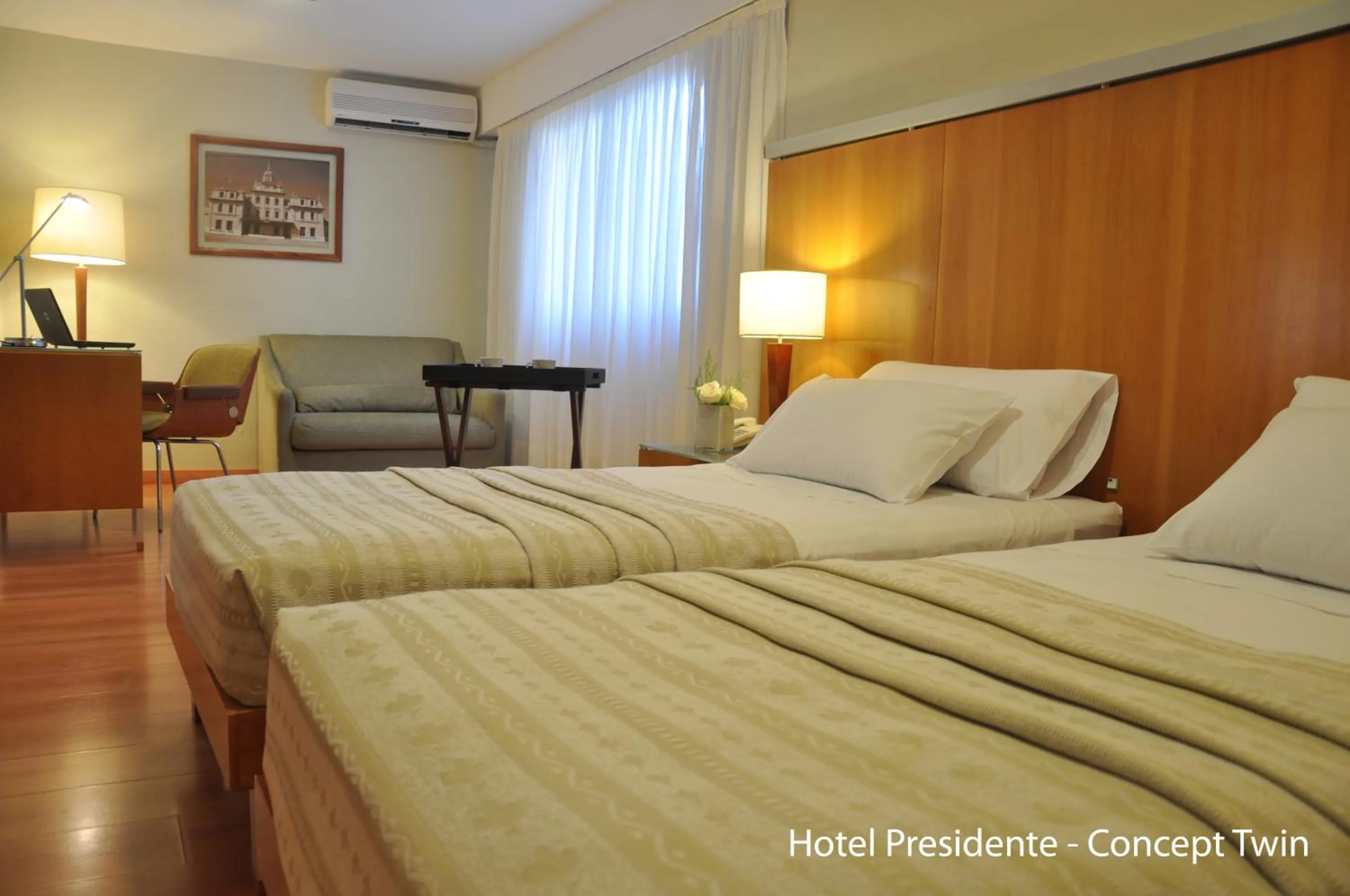Bedroom, Bed in Hotel Solans Presidente