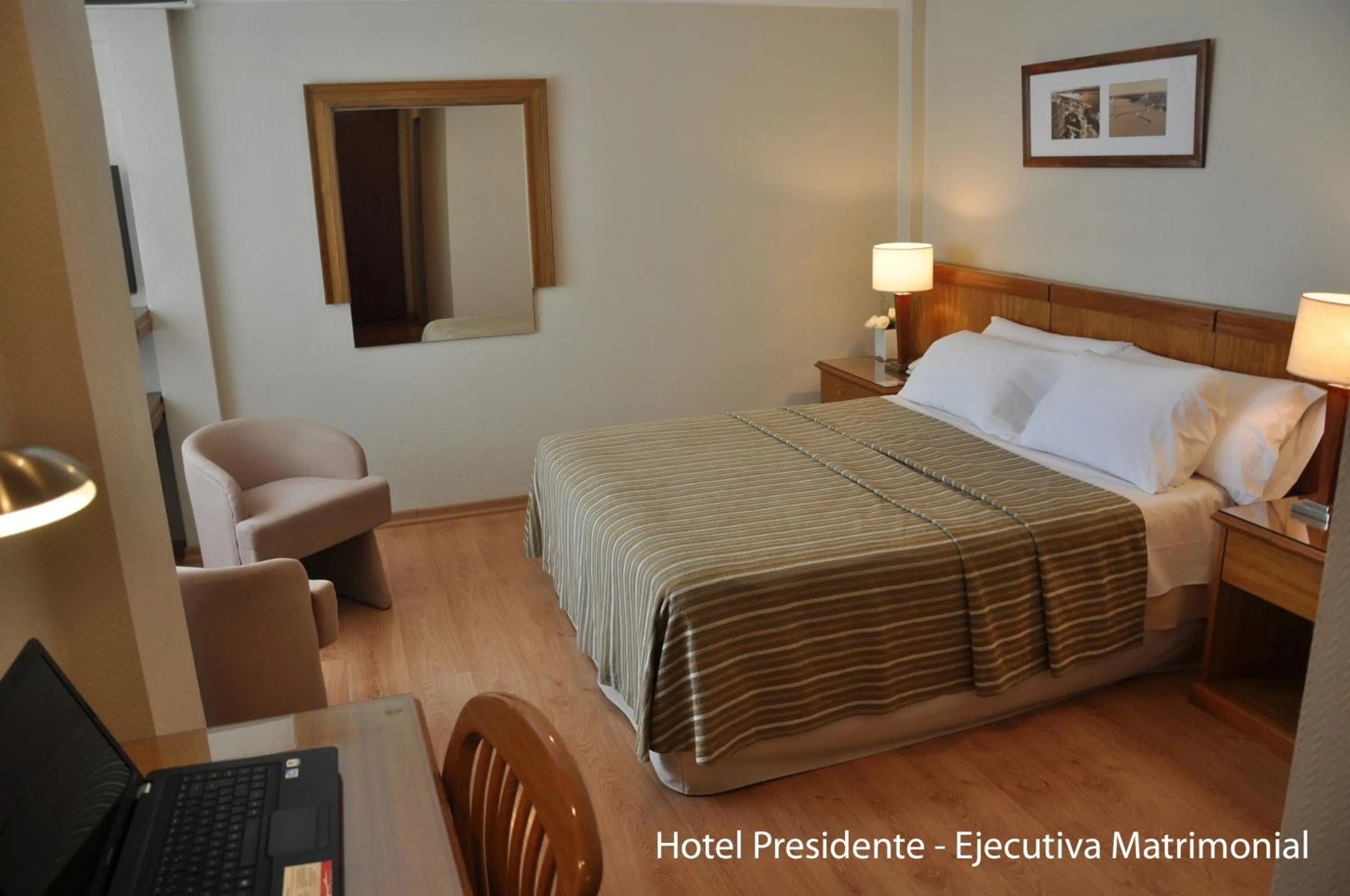 Bedroom, Bed in Hotel Solans Presidente