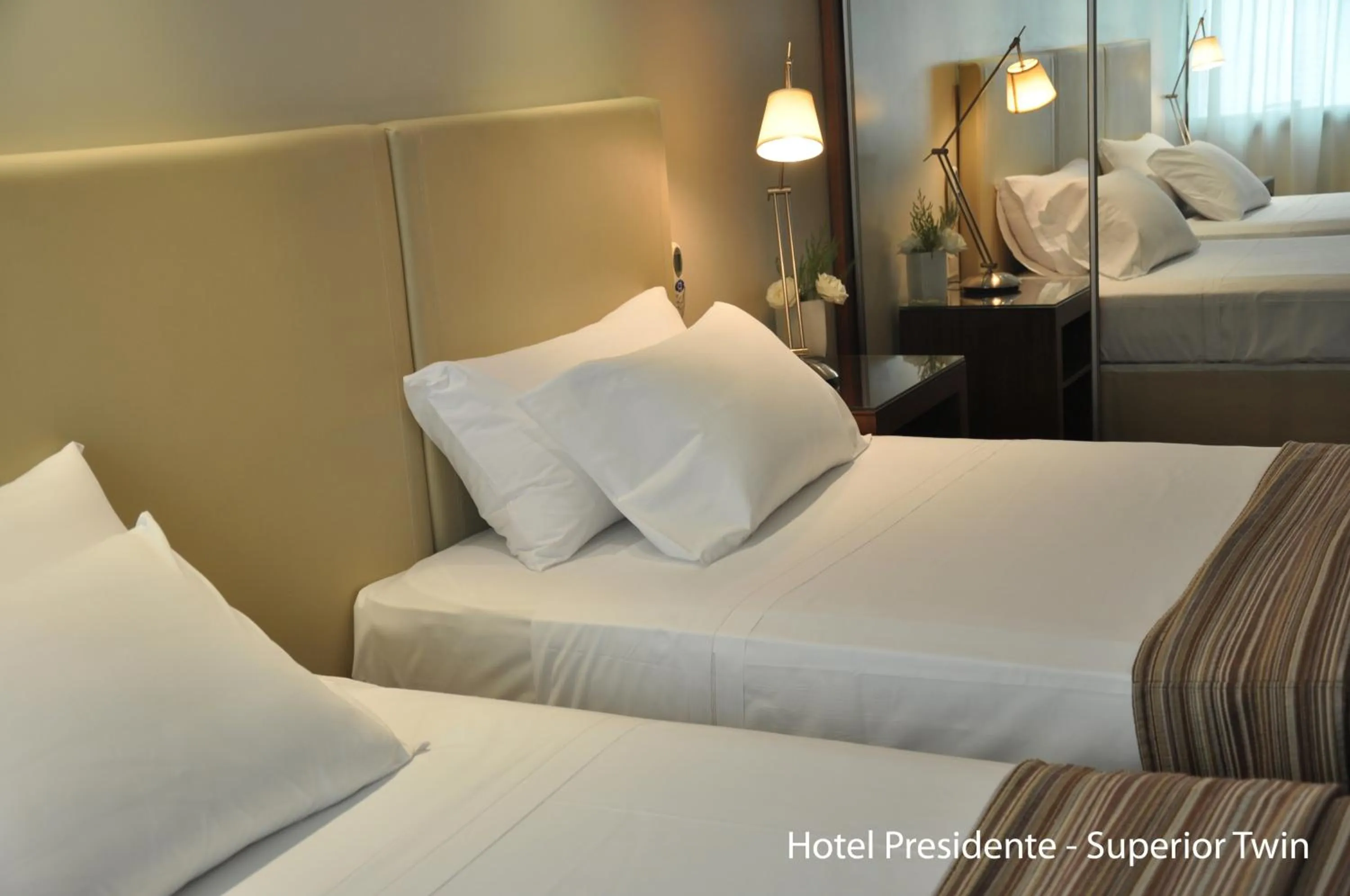 Bedroom, Bed in Hotel Solans Presidente