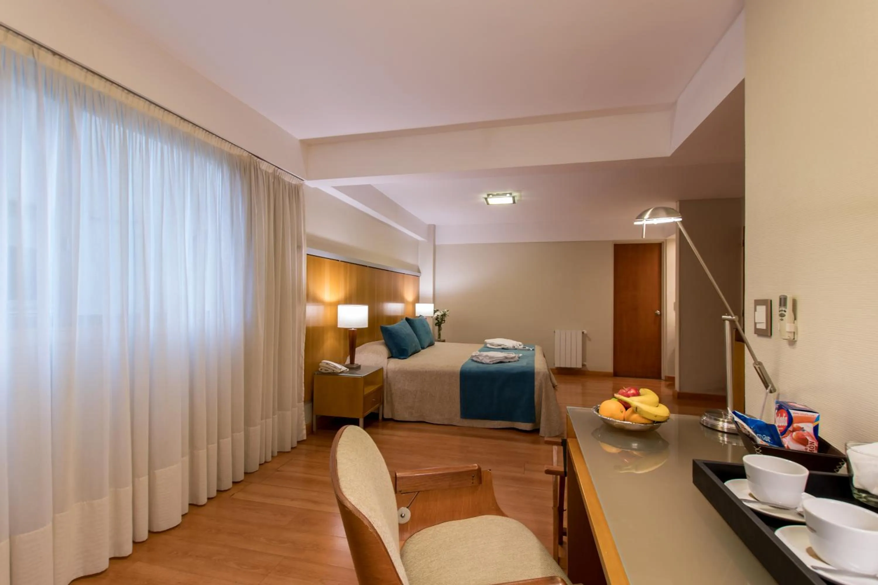 Coffee/tea facilities, Bed in Hotel Solans Presidente