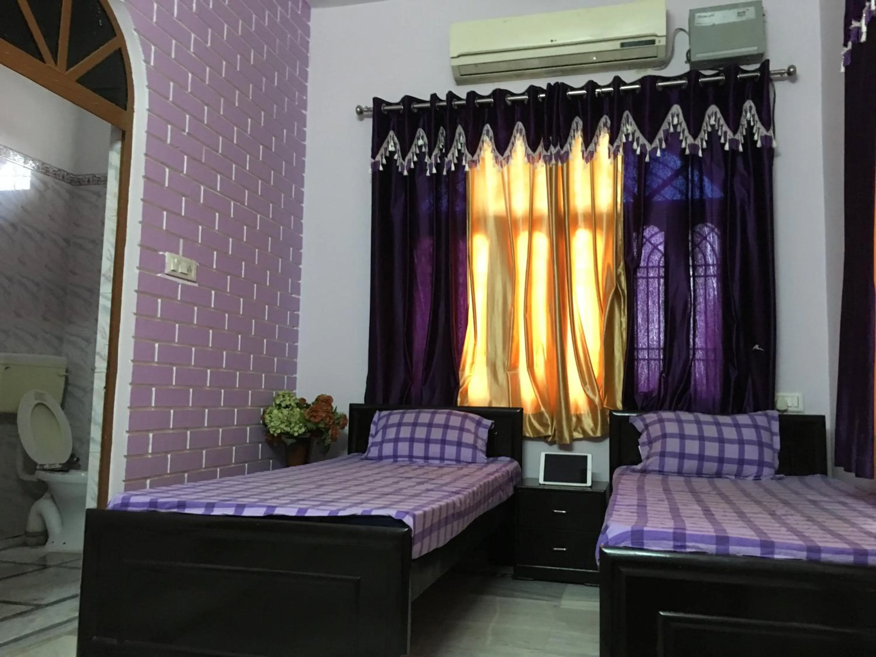 Bed in Srishti Shelter