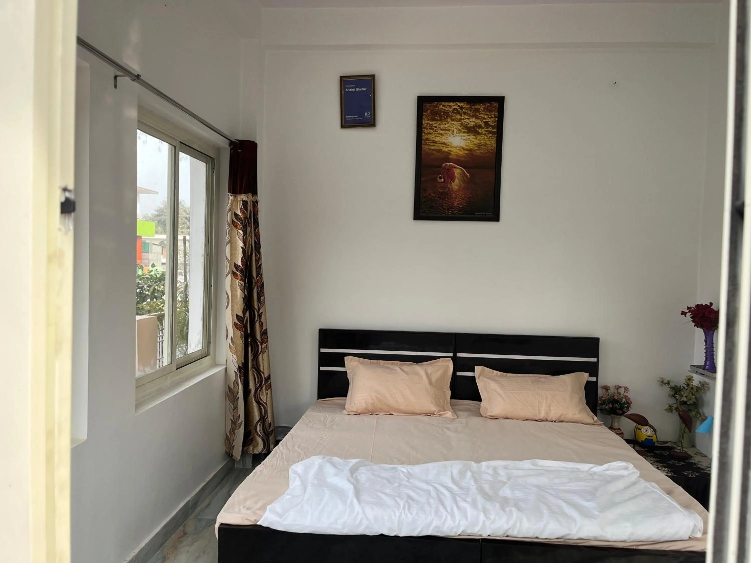 Bed in Srishti Shelter