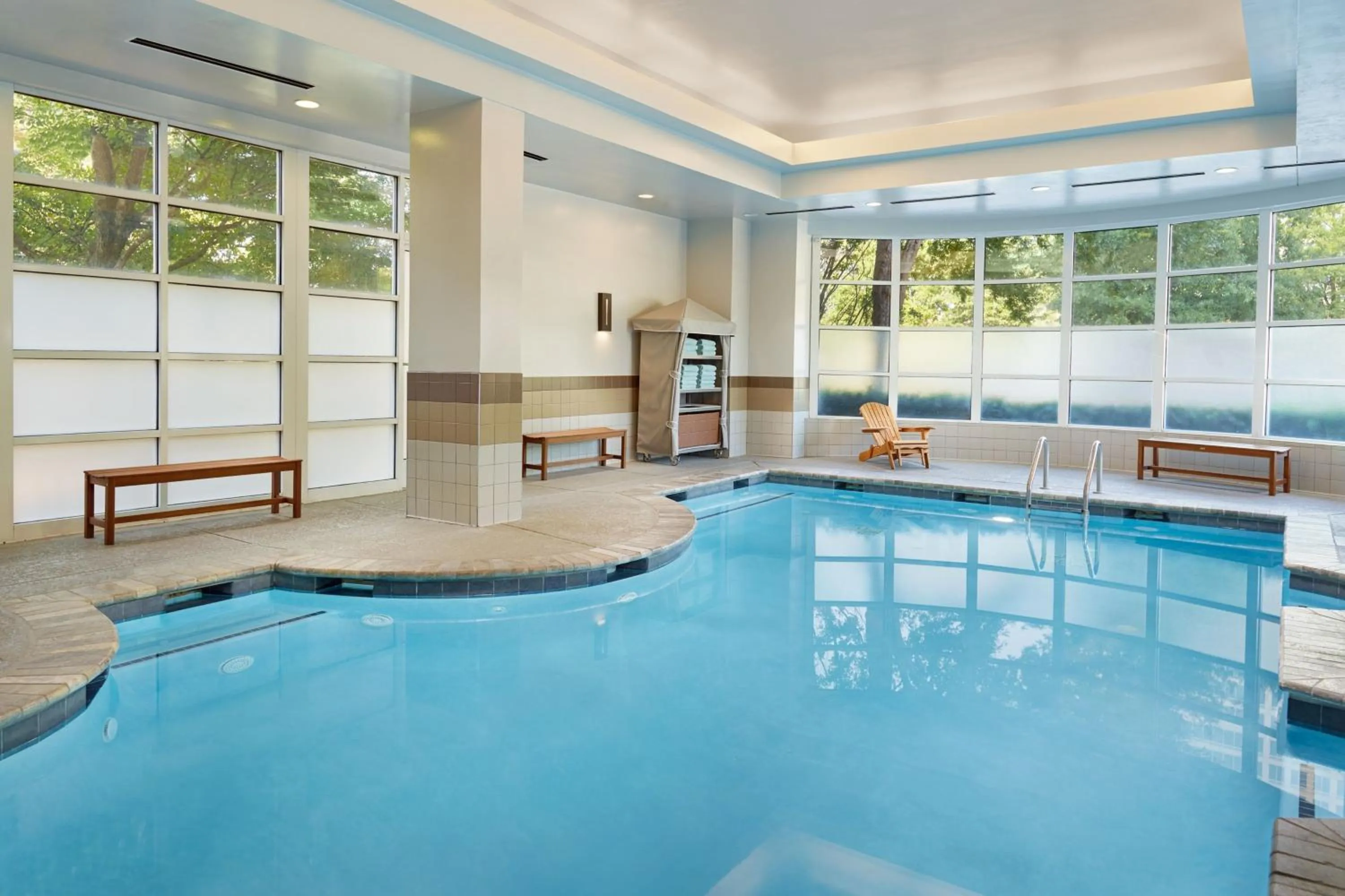 Swimming pool in SpringHill Suites by Marriott Atlanta Buckhead