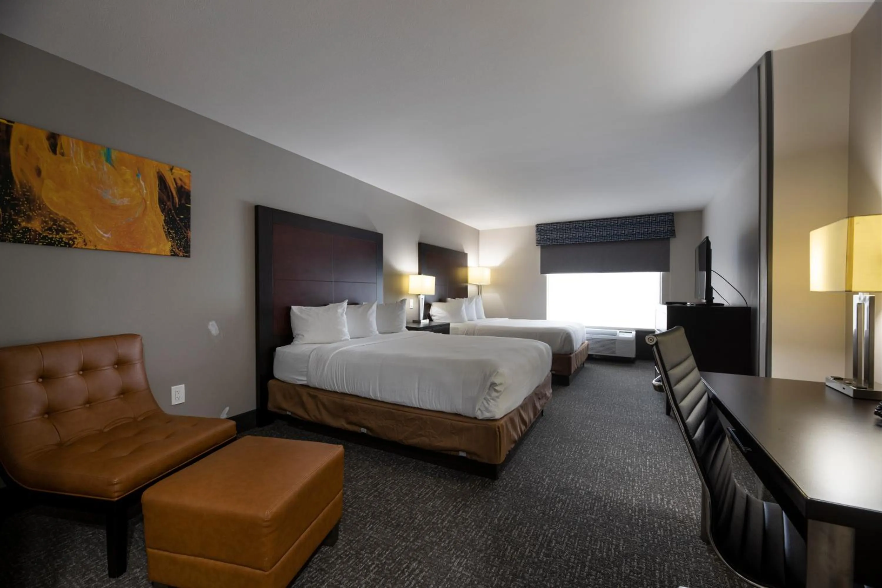 Photo of the whole room, Bed in Wingate by Wyndham Atlanta Galleria/ Ballpark