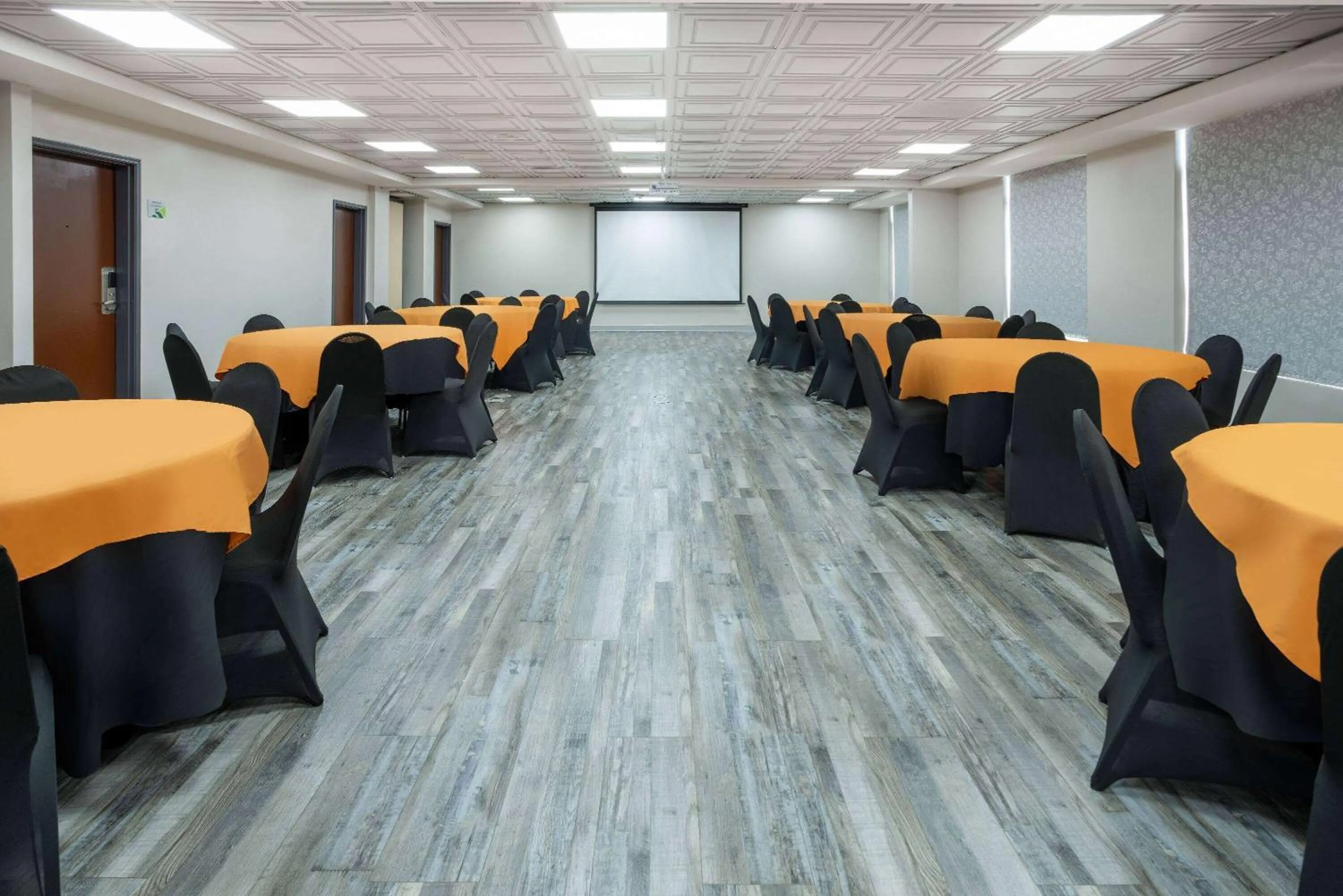 Banquet/Function facilities in Wingate by Wyndham Atlanta Galleria/ Ballpark