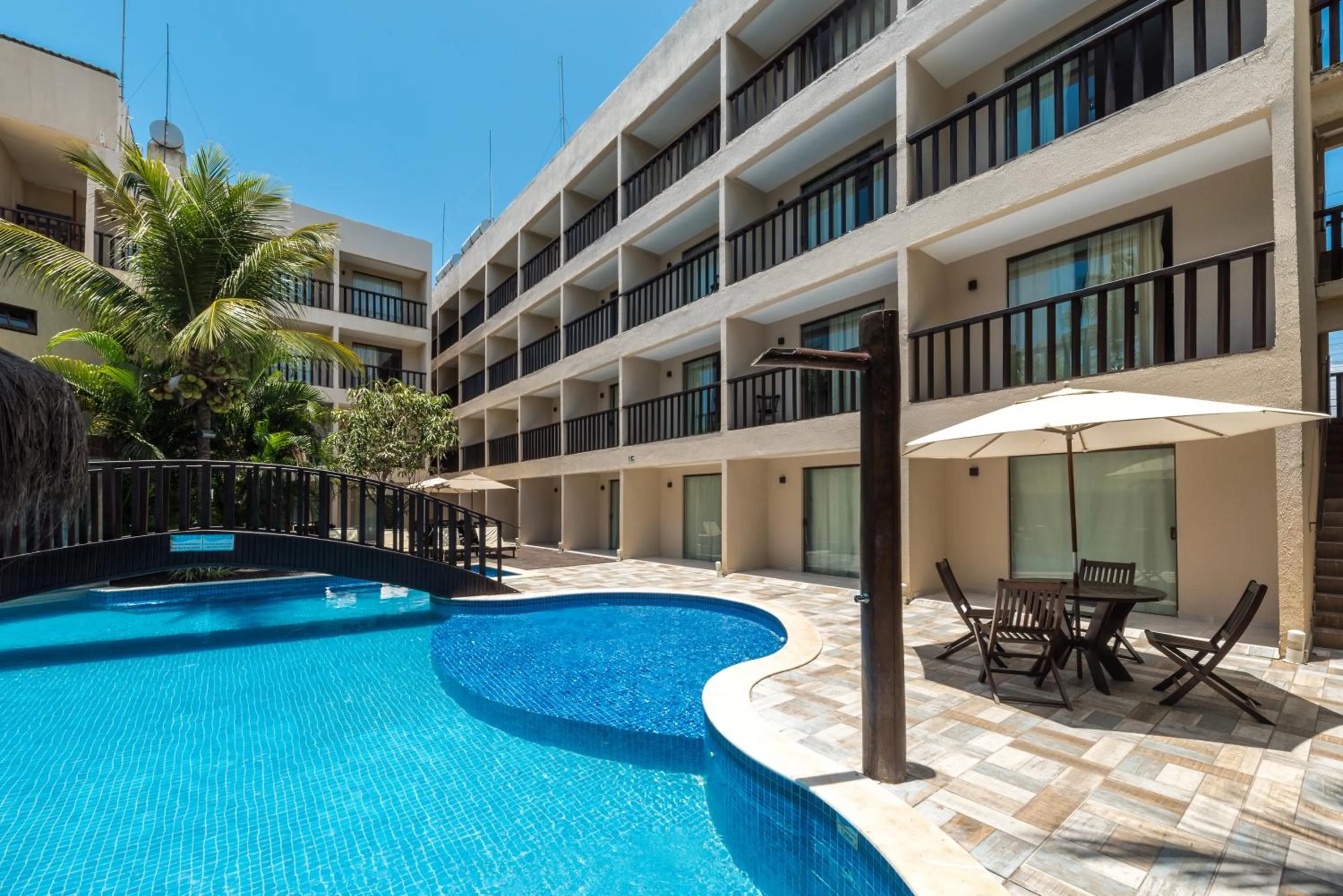 Swimming pool in Pousada Recanto do Lobo