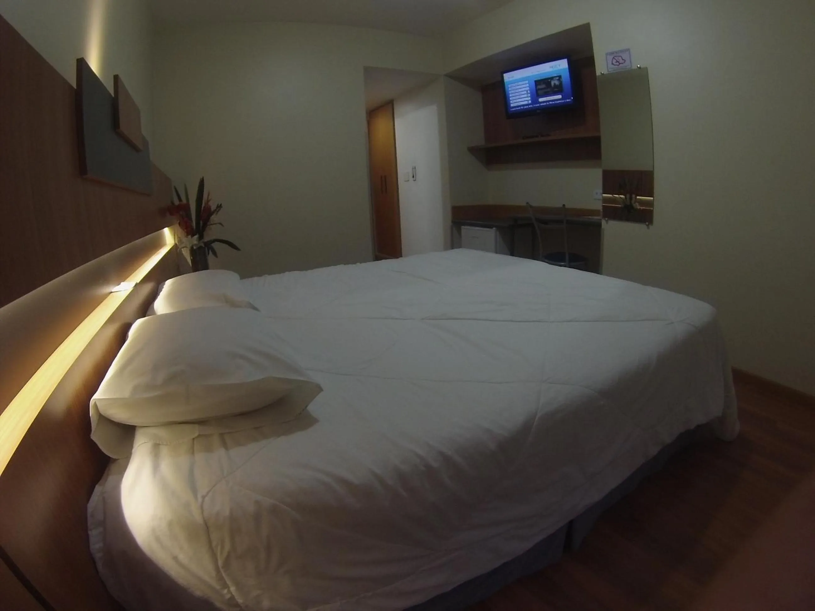 Bed in Hotel Aero Park e Estacionamento