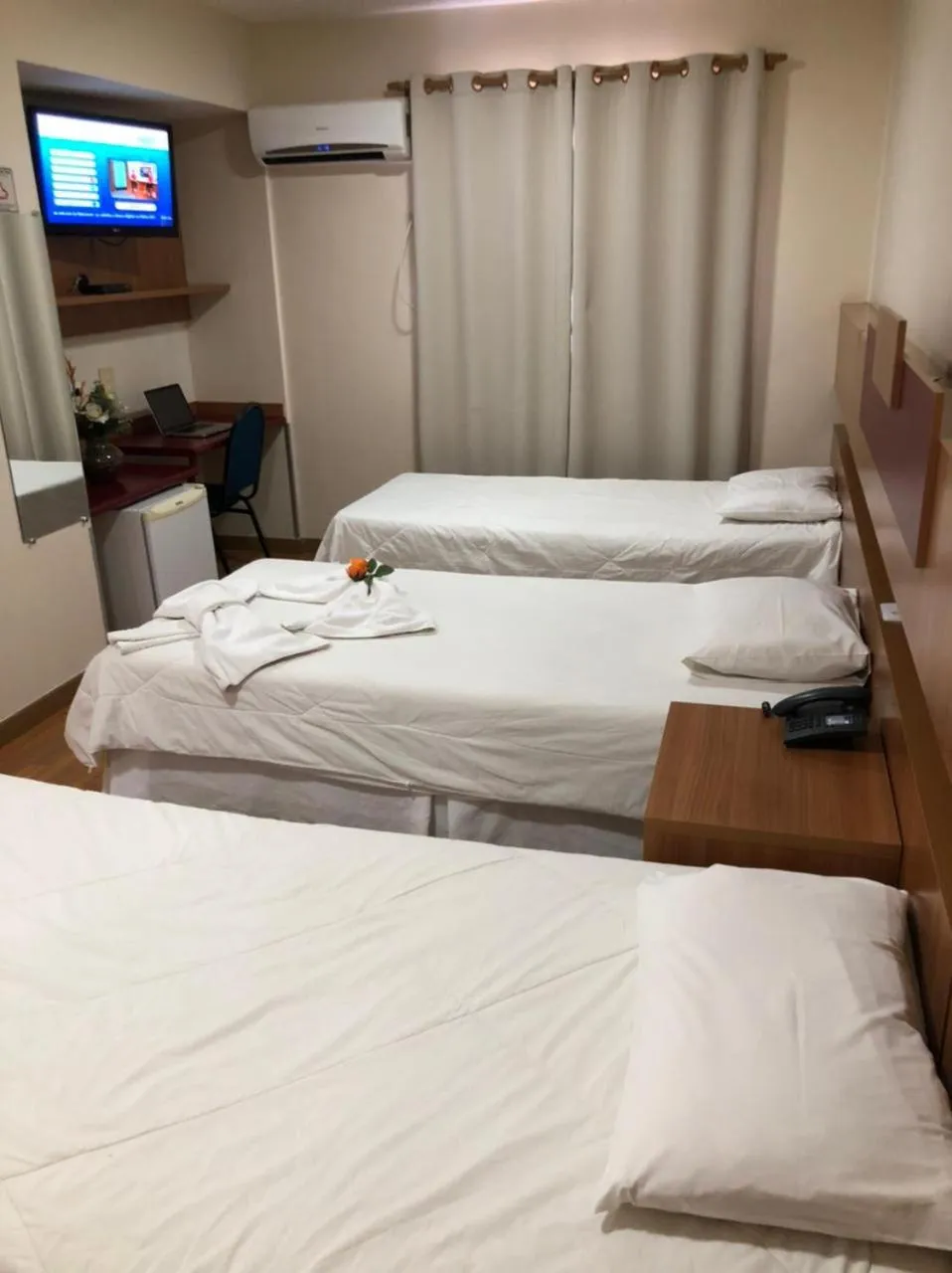 Bedroom, Bed in Hotel Aero Park e Estacionamento