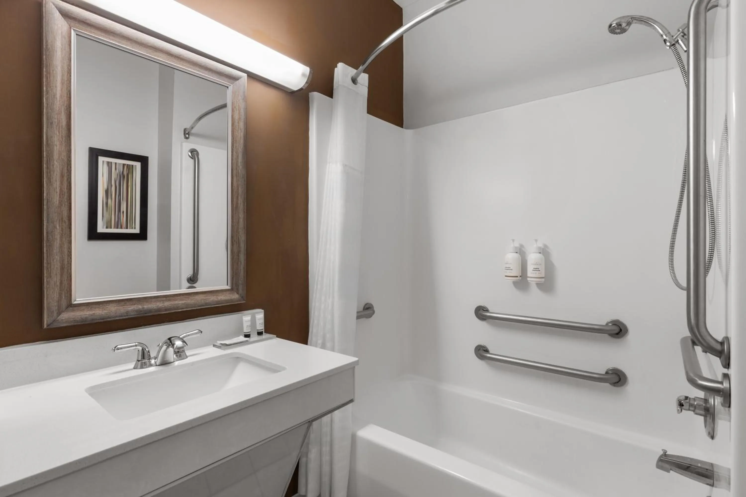 Shower in Wingate by Wyndham Destin