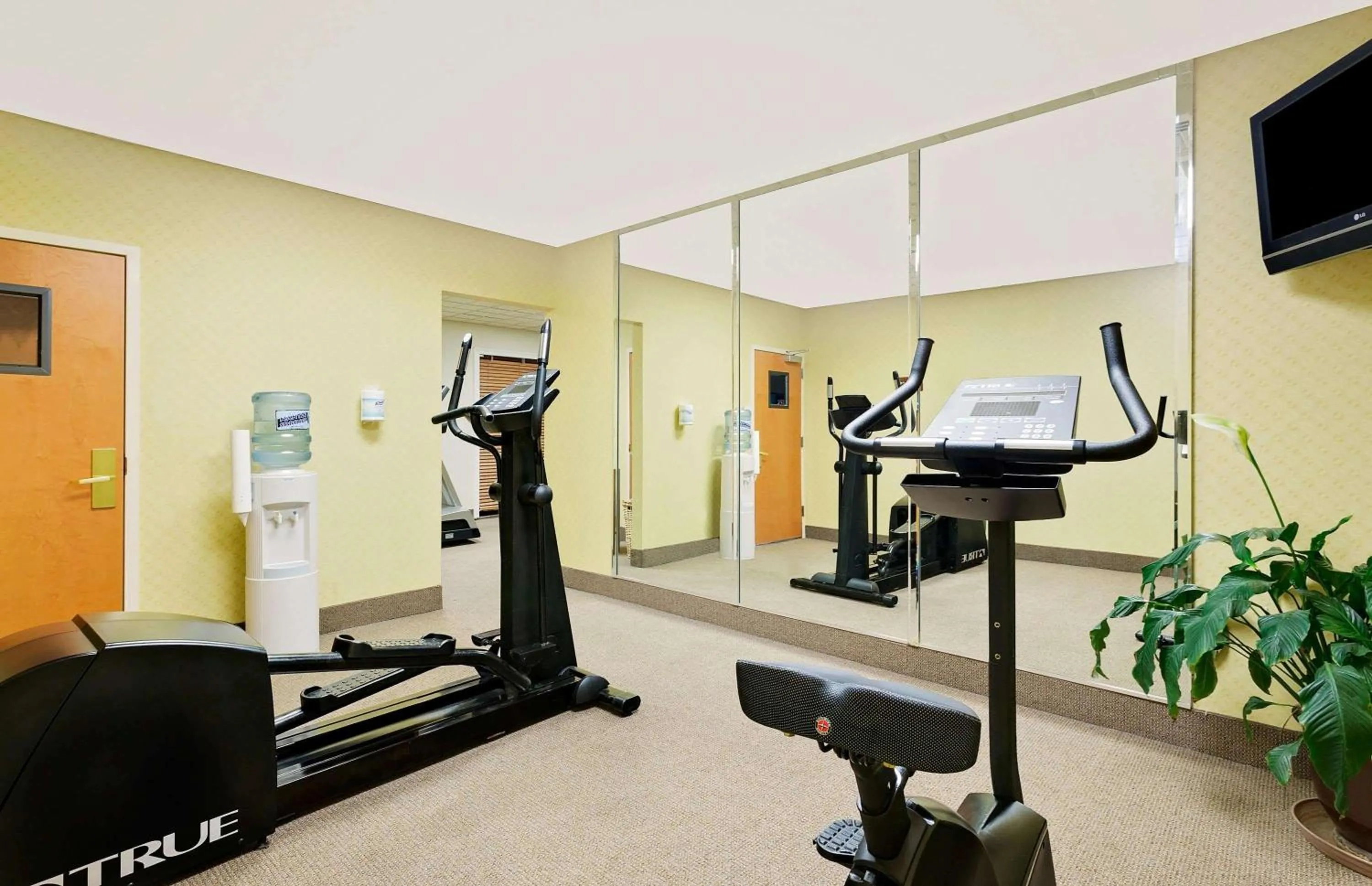 Fitness centre/facilities in Wingate by Wyndham Destin