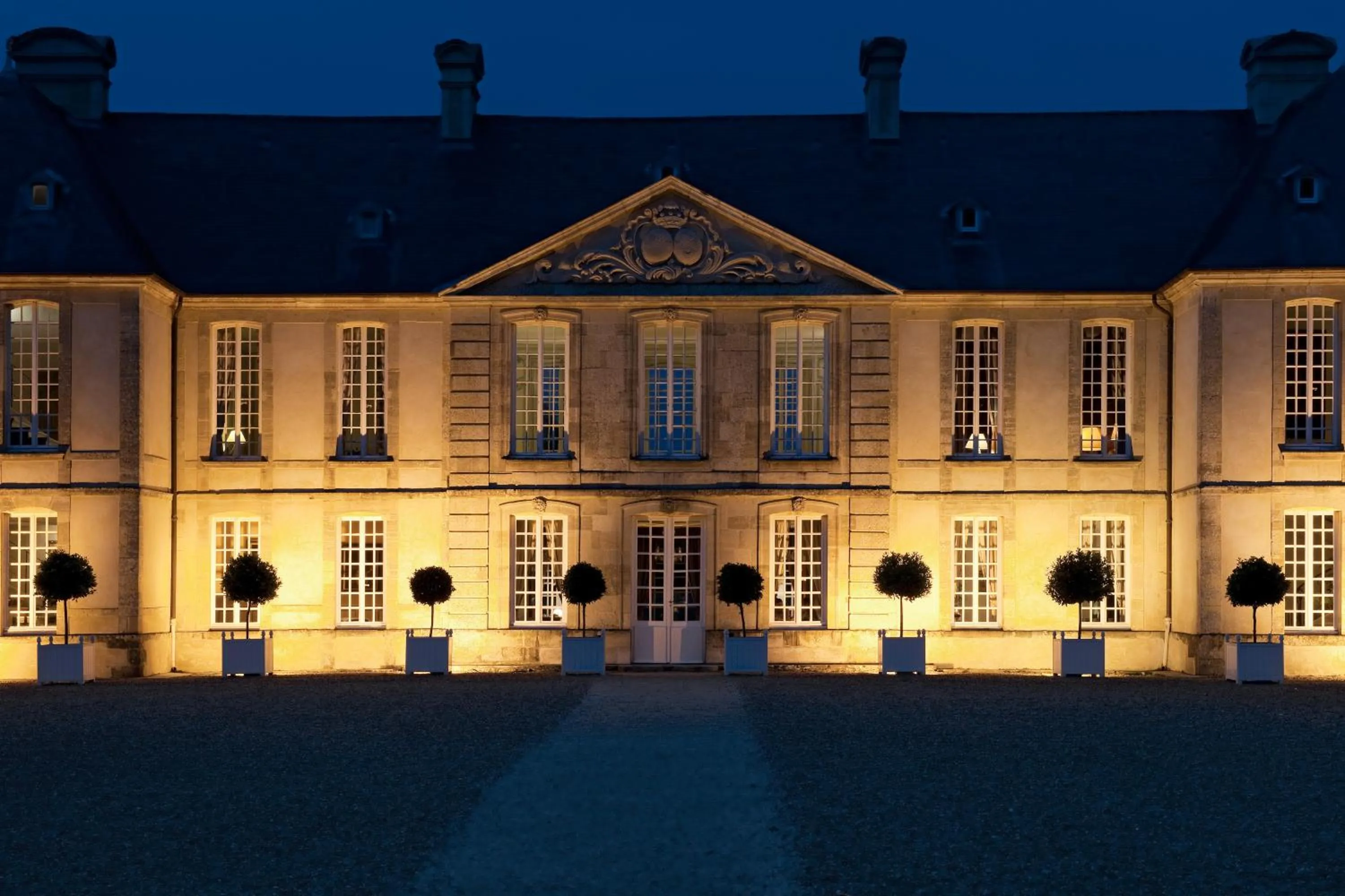 Facade/entrance in Chateau d'Audrieu