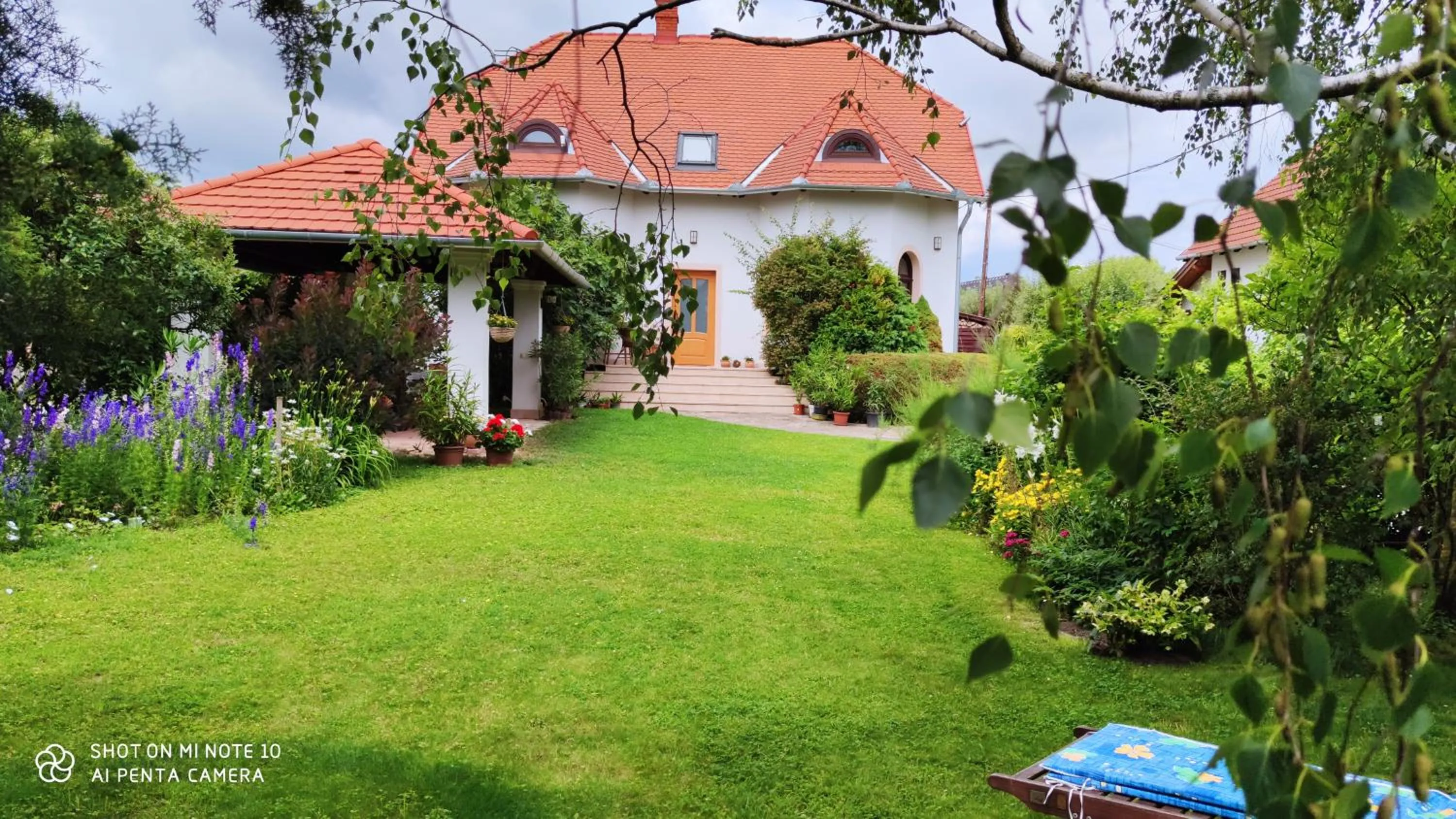Property building in Frutta Villa