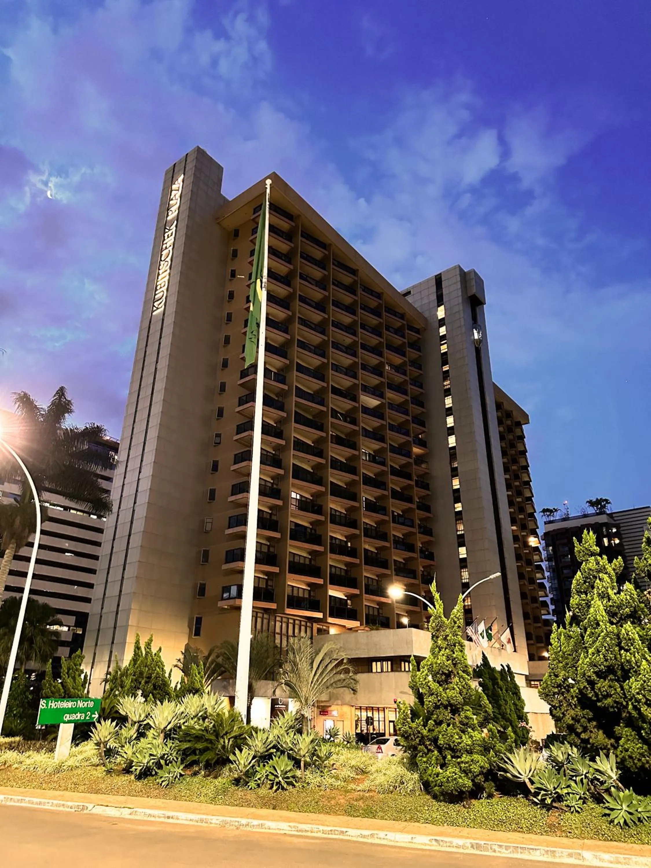 Facade/entrance in Kubitschek Plaza Hotel