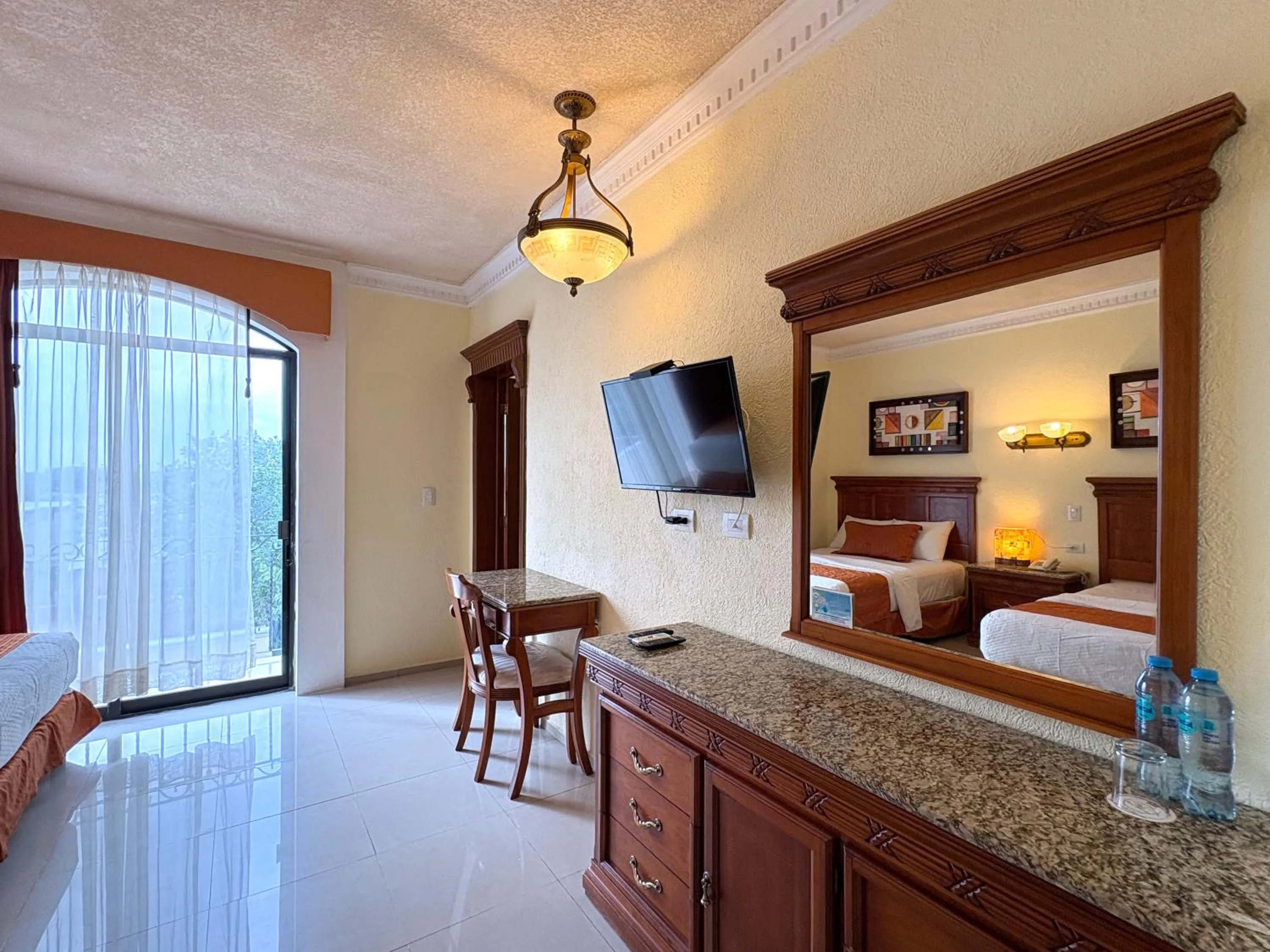 Photo of the whole room, Bed in Gran Real Yucatan