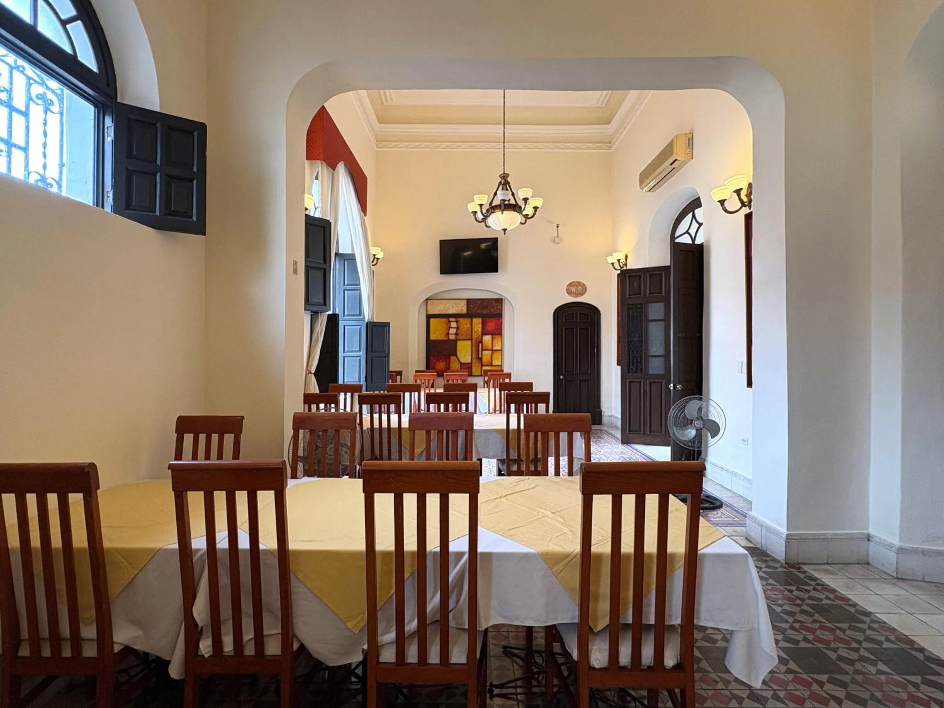 Restaurant/places to eat in Gran Real Yucatan