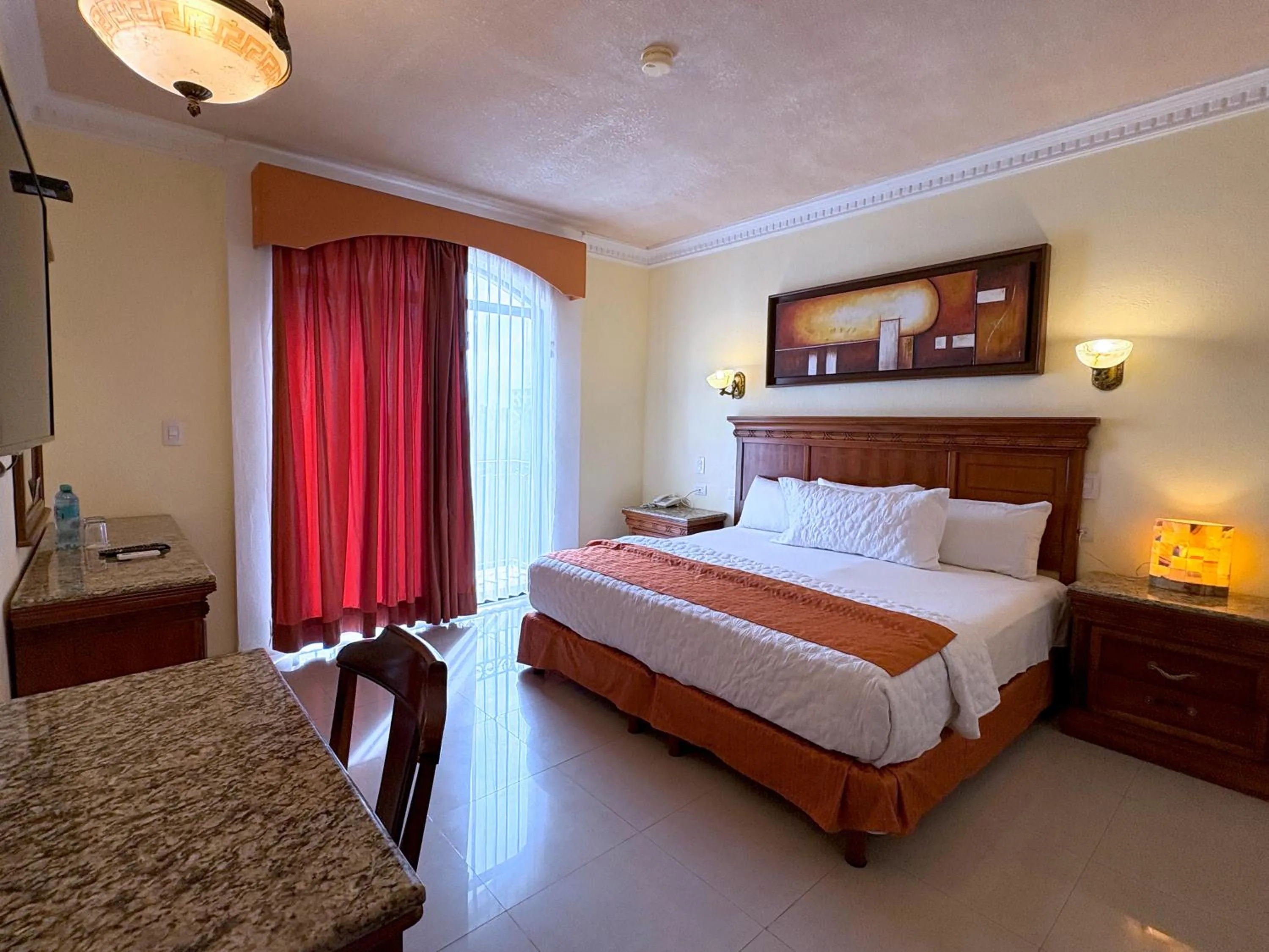 Photo of the whole room, Bed in Gran Real Yucatan