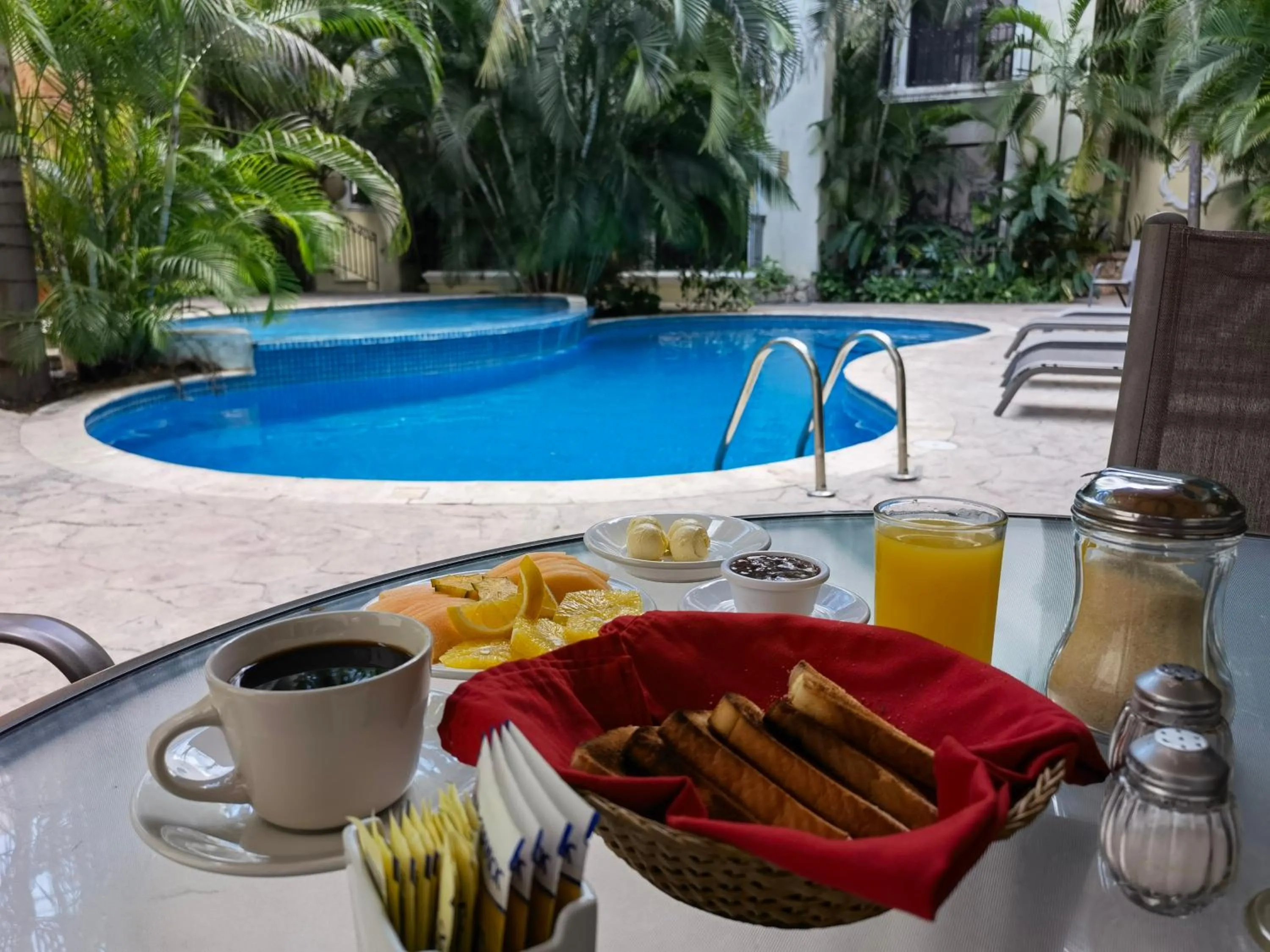 Continental breakfast in Gran Real Yucatan