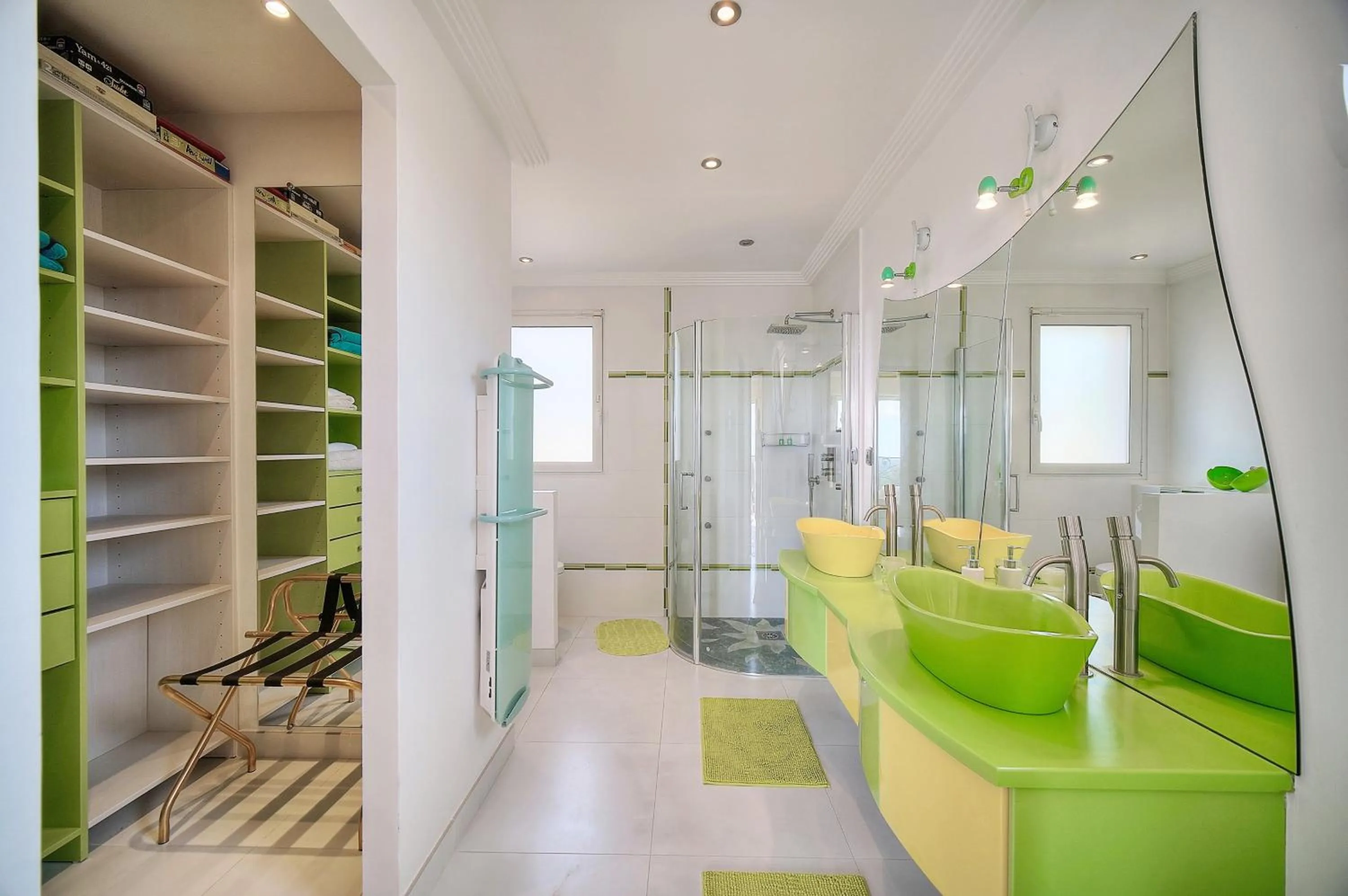 "AU HAVRE DE PAIX" 5 étoiles Prestige jacuzzi, hammam, sauna, PISCINE chauffée Mougins Cannes Grasse