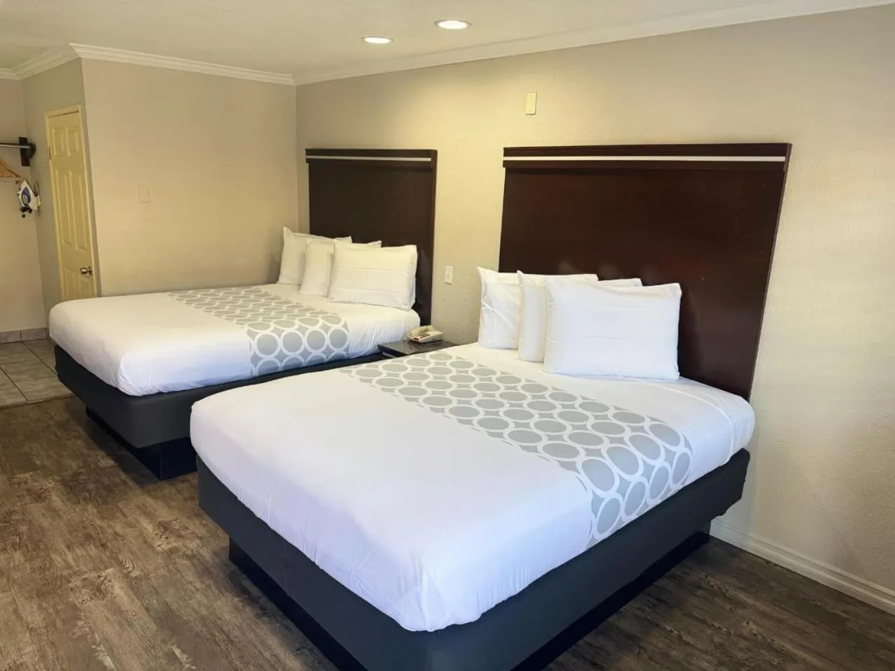 Bedroom, Bed in Rodeway Inn National City San Diego South