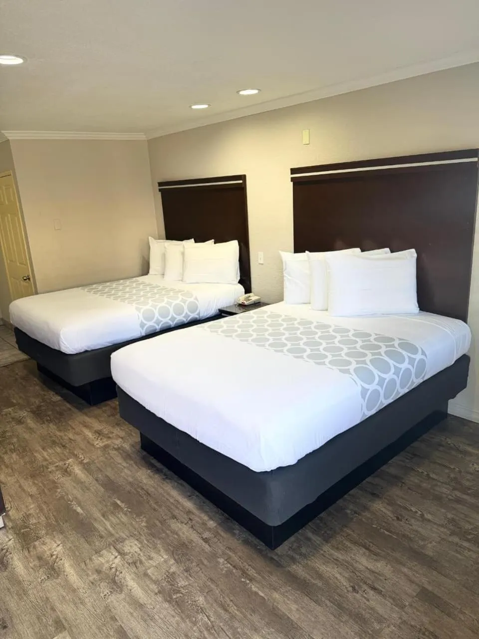 Bedroom, Bed in Rodeway Inn National City San Diego South