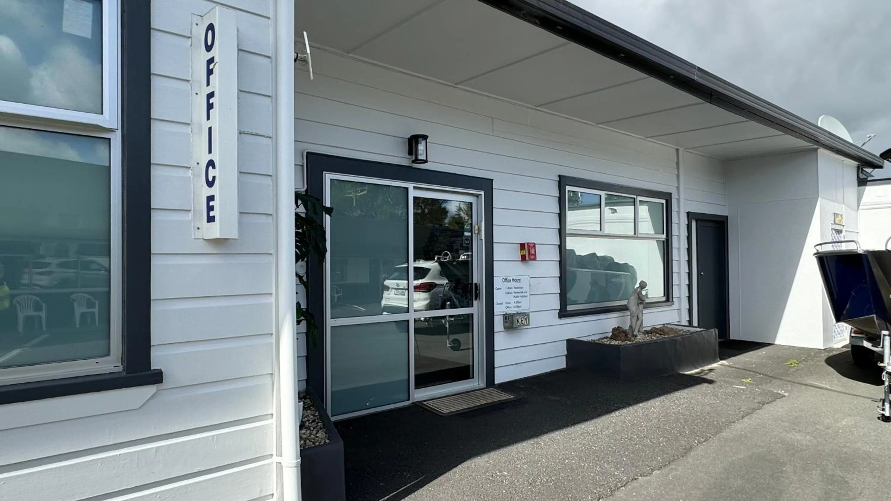 Property building in Central Court Motel