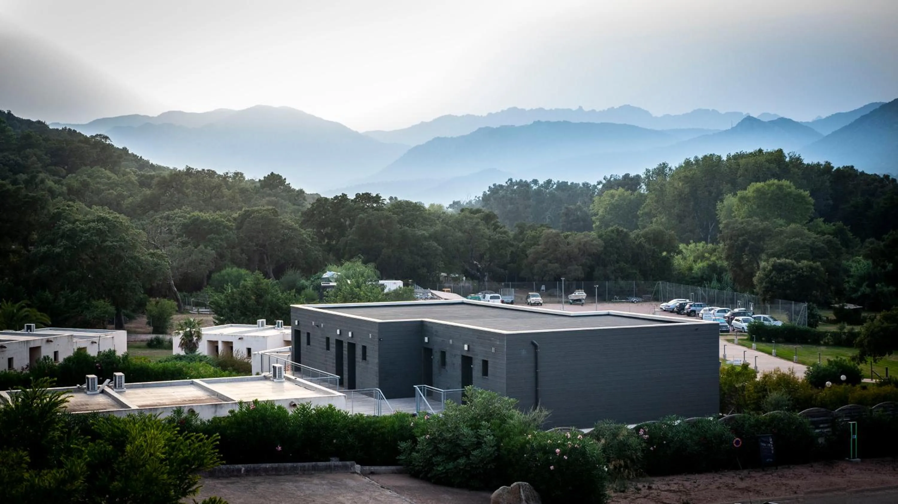 Parking in Hotel Olmuccio