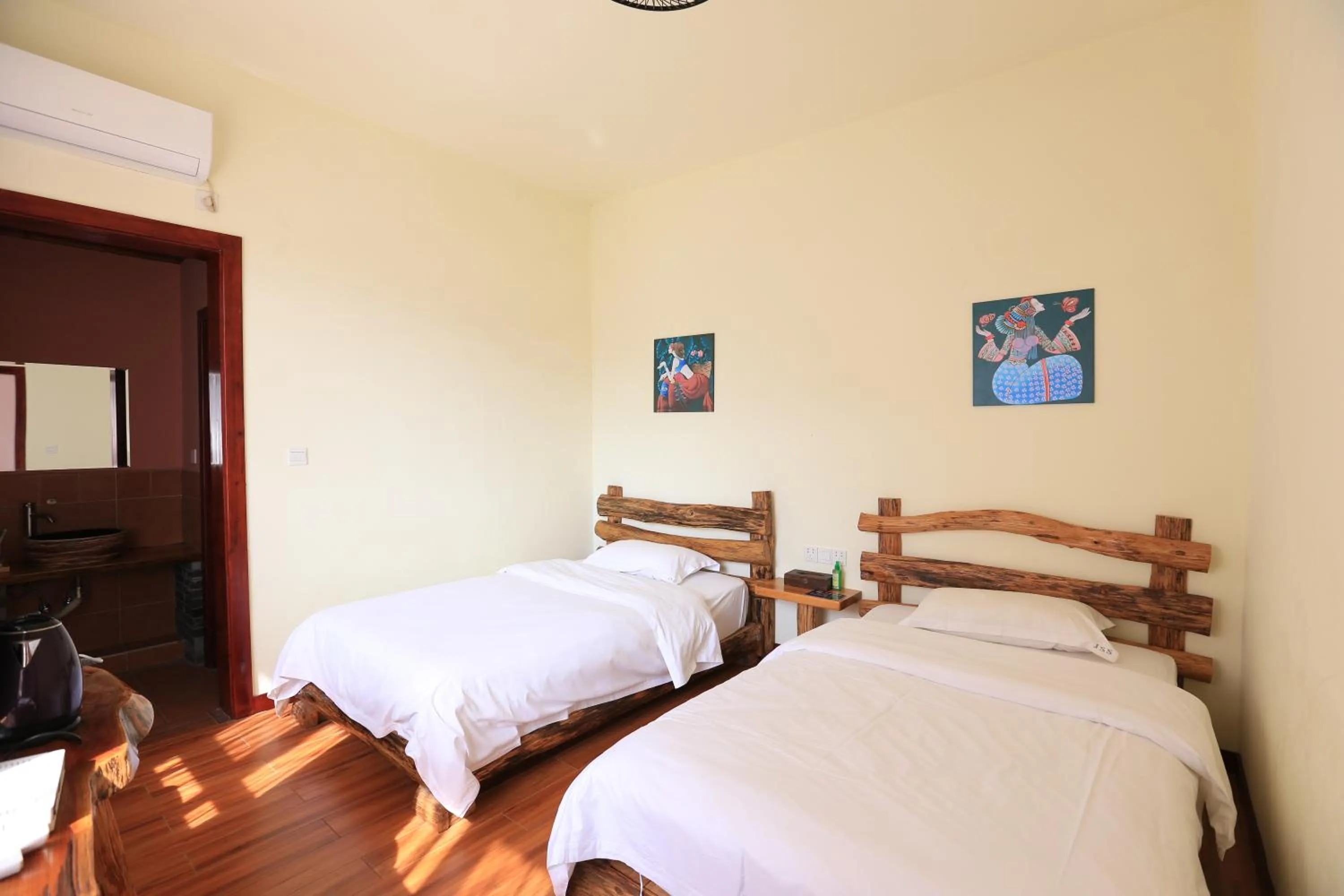 Decorative detail in Yangshuo Xiao Long River Hotel