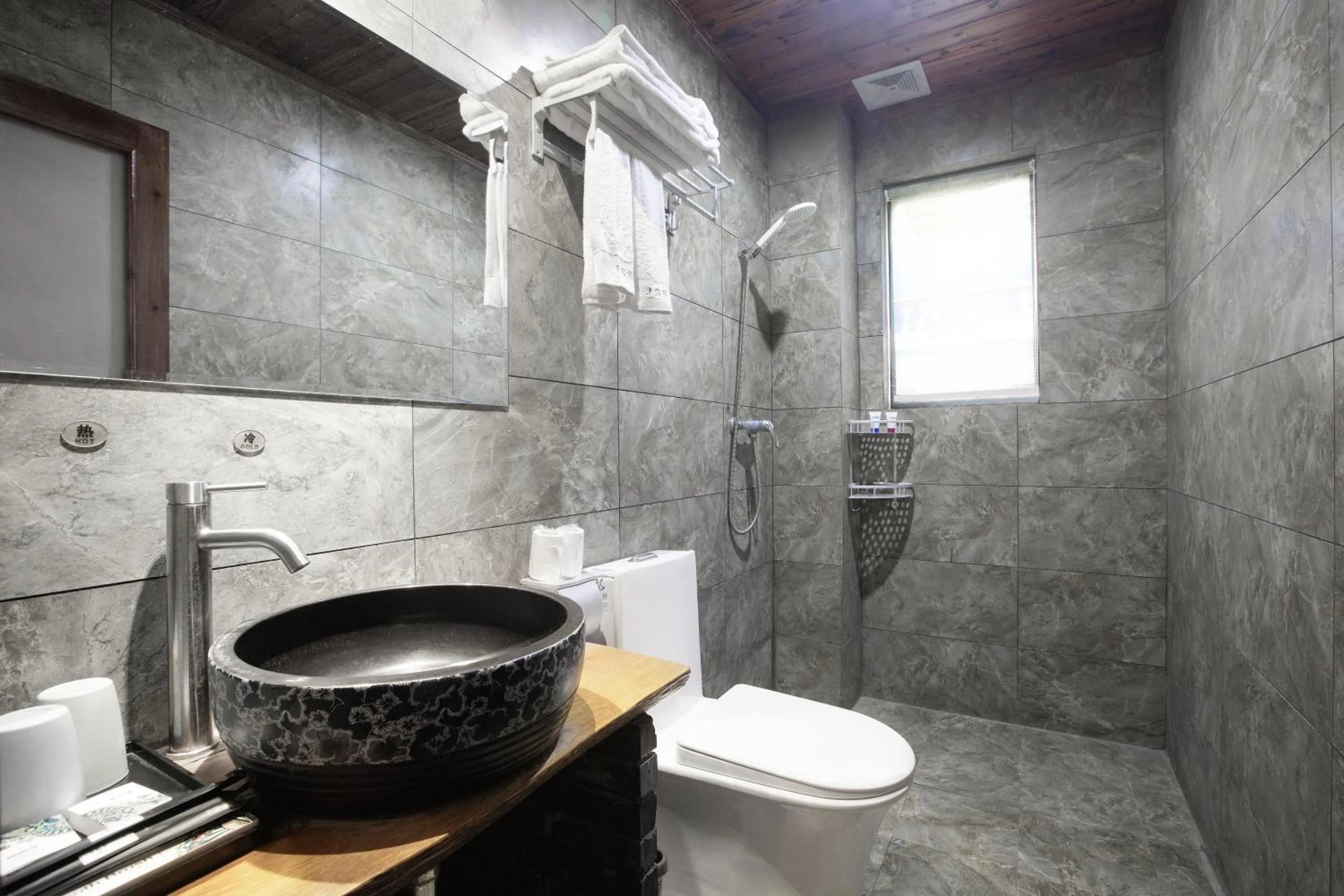 Decorative detail in Yangshuo Xiao Long River Hotel