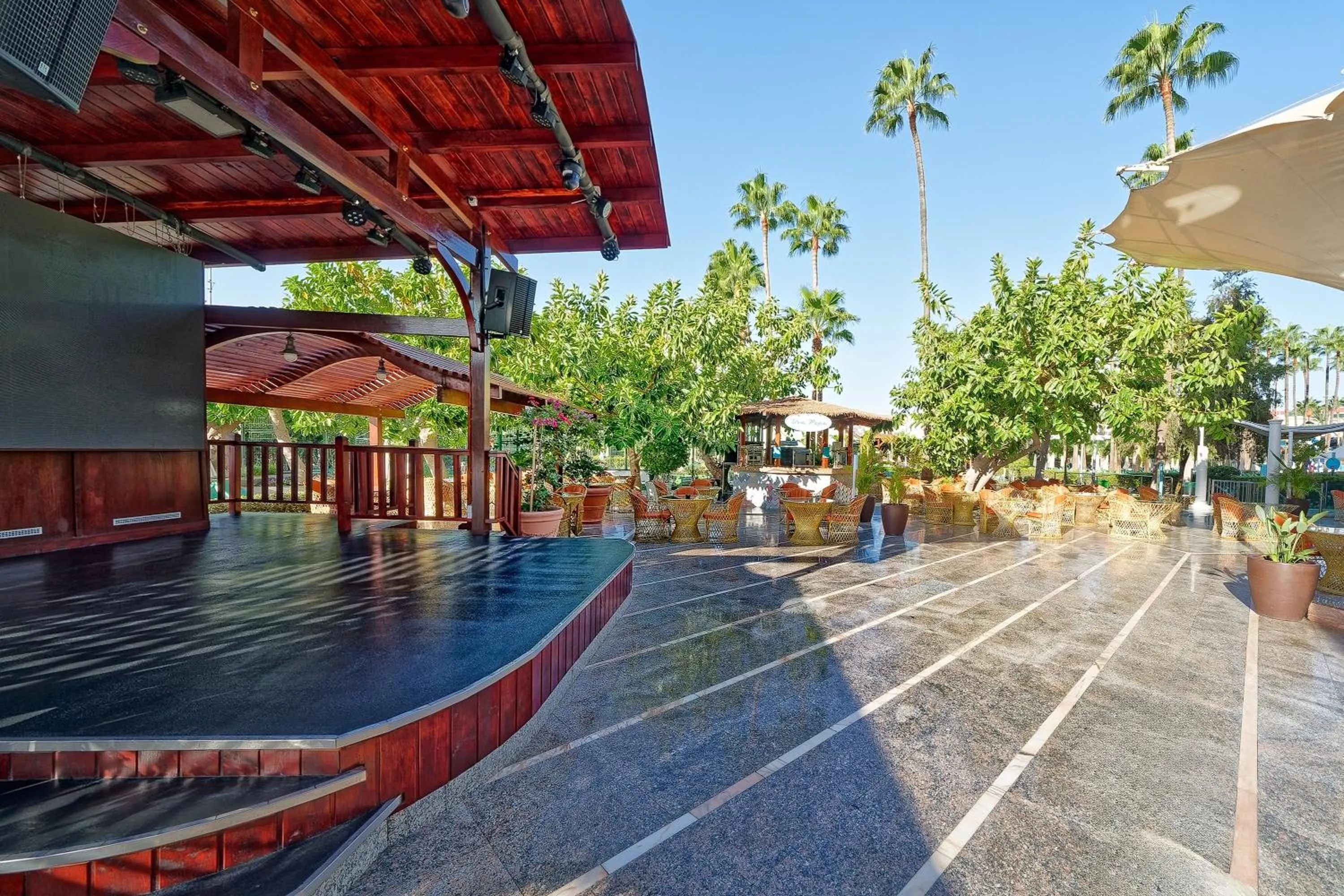 Lounge or bar in Bull Eugenia Victoria & SPA