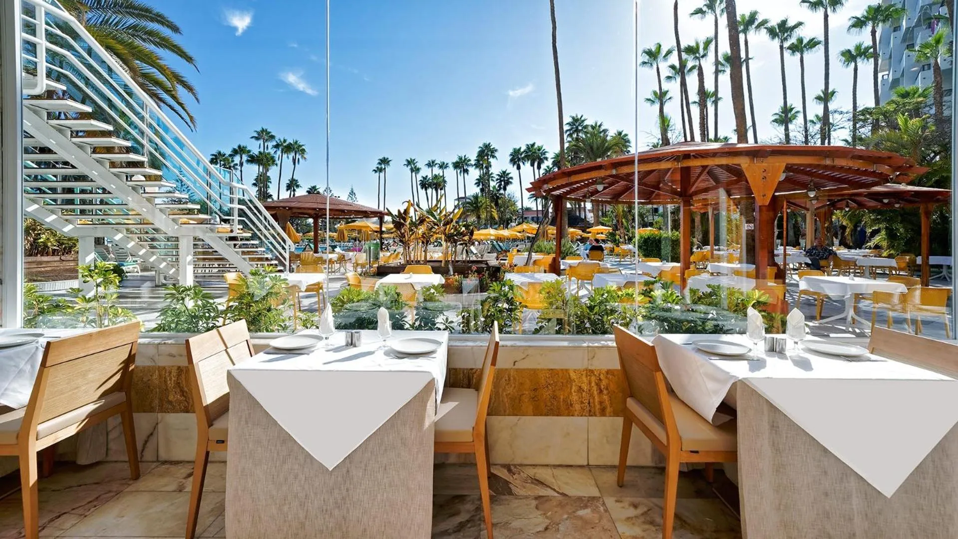 Restaurant/places to eat in Bull Eugenia Victoria & SPA