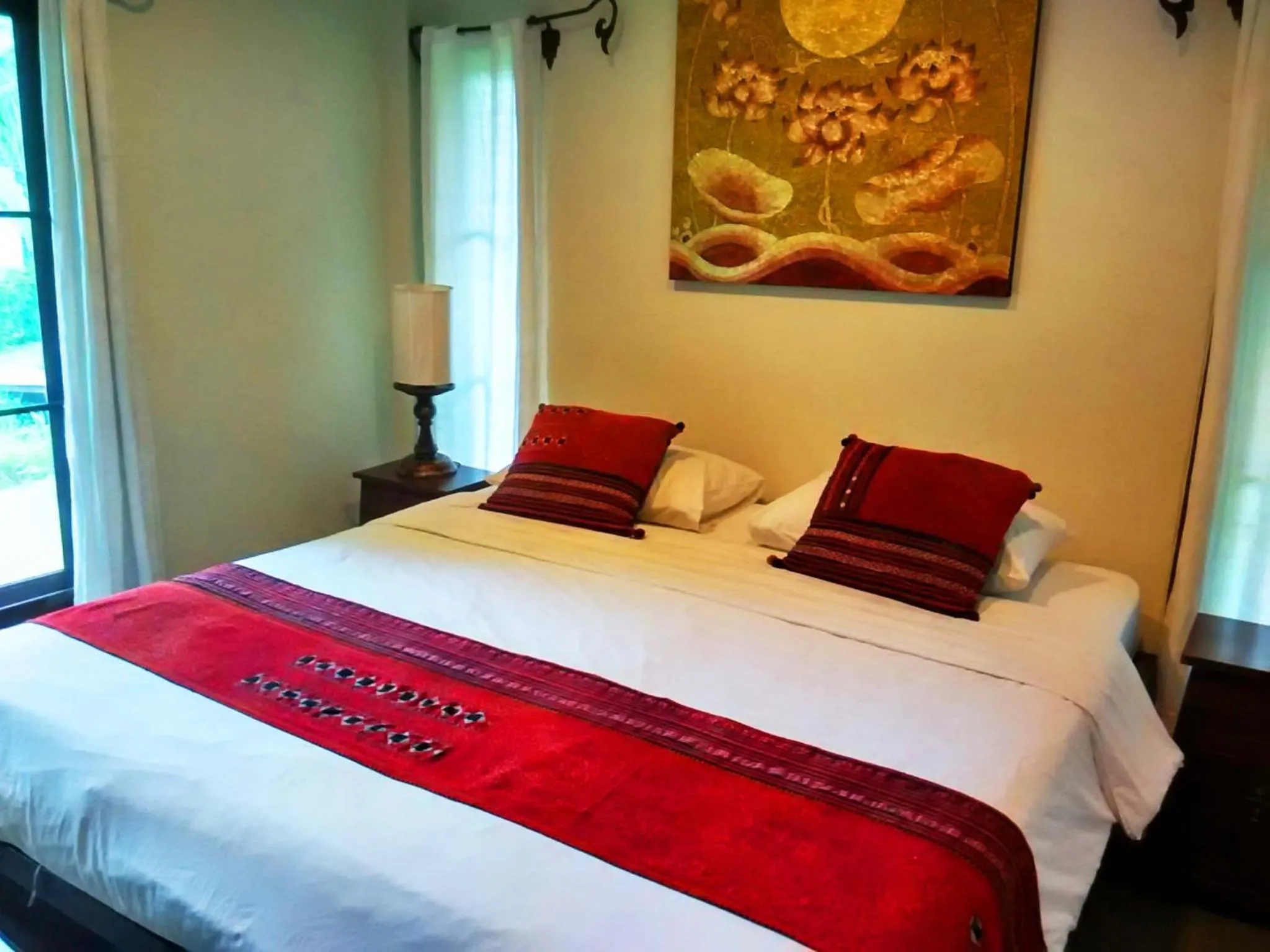 Bed in Jasmine Hills Lodge