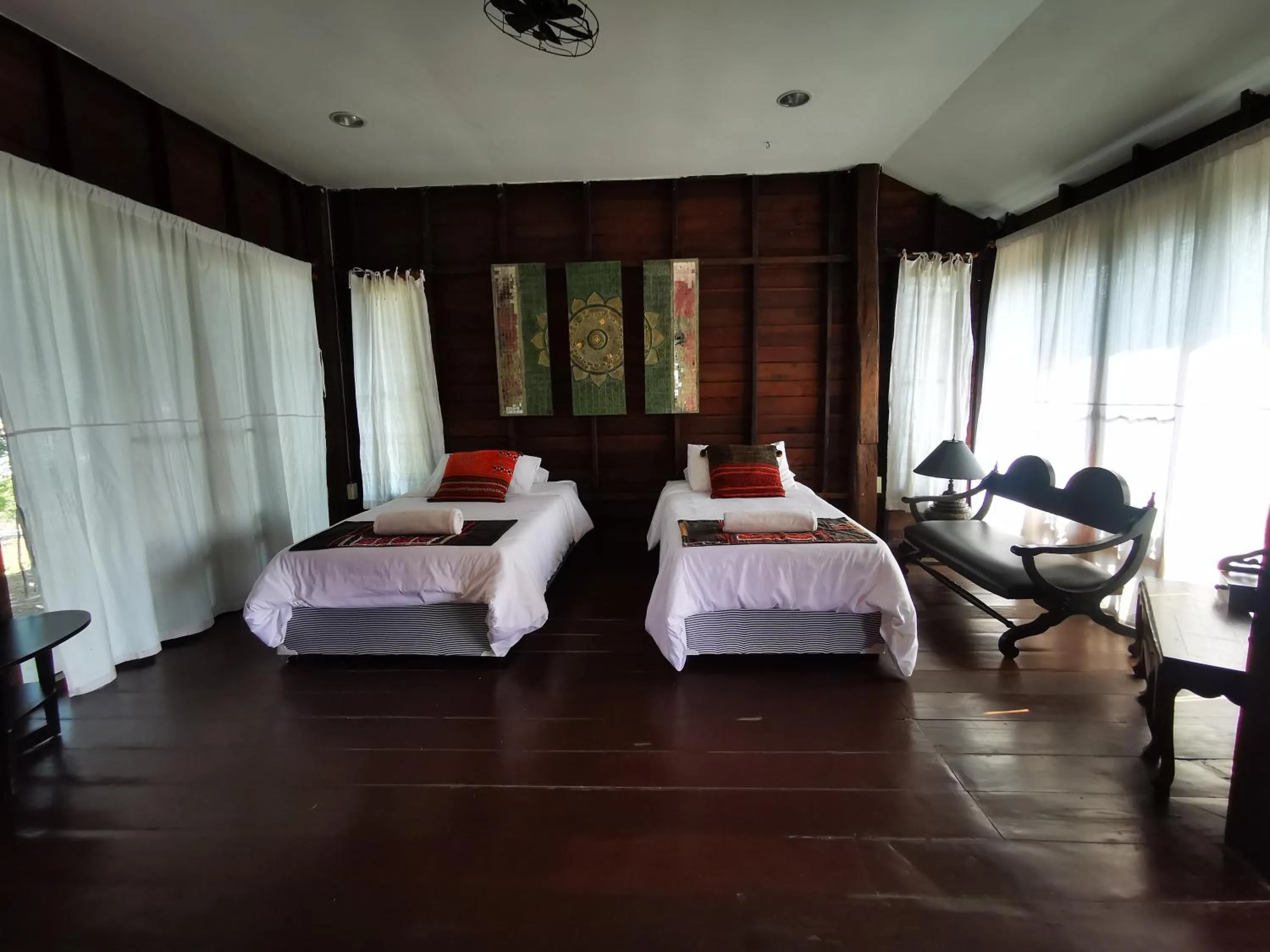 Bed in Jasmine Hills Lodge