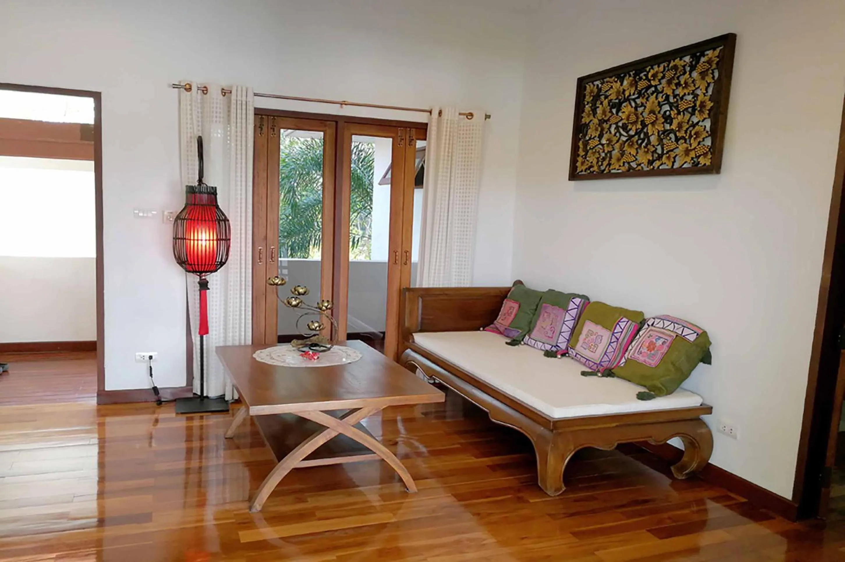 Living room in Jasmine Hills Lodge