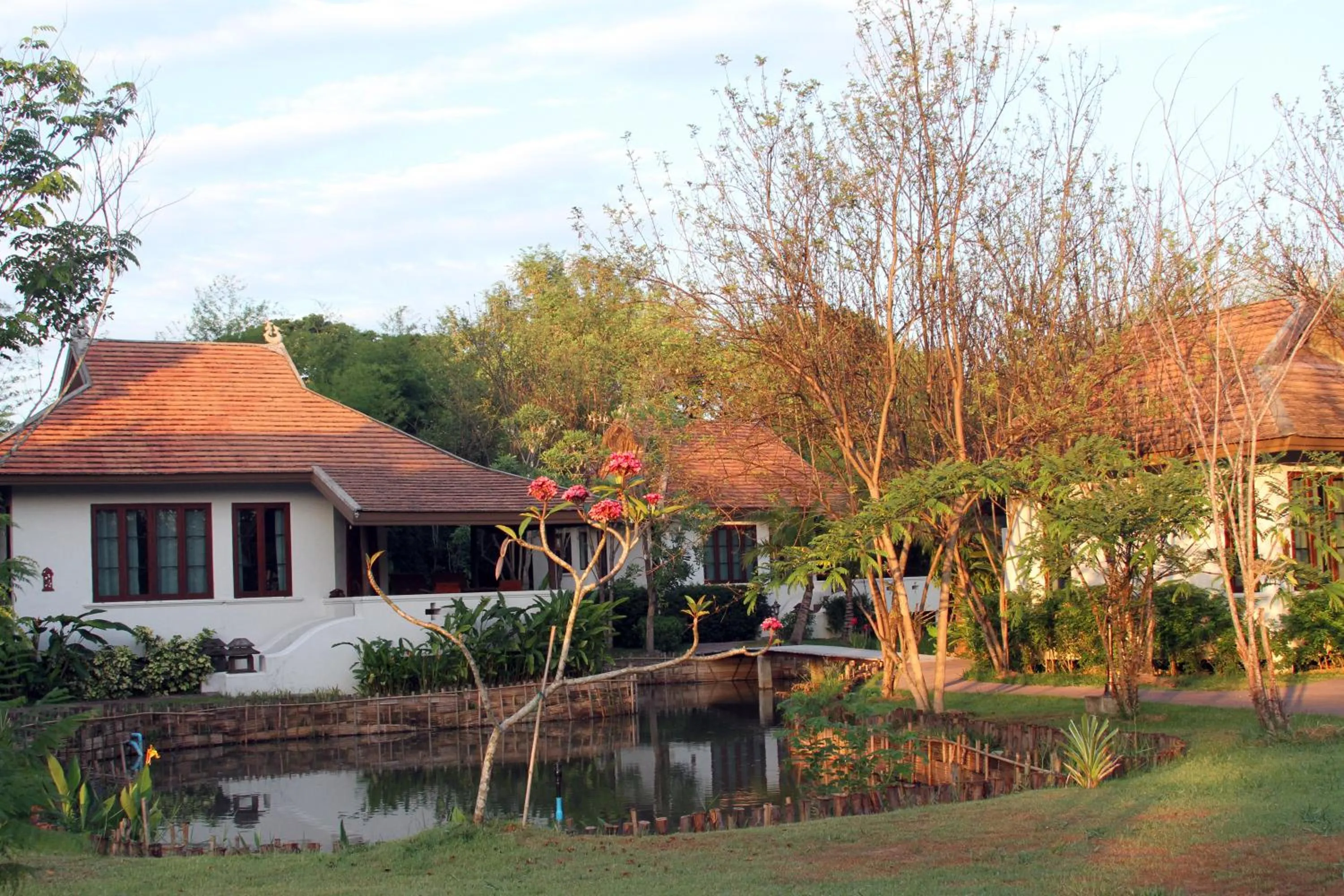 Property building in Jasmine Hills Lodge