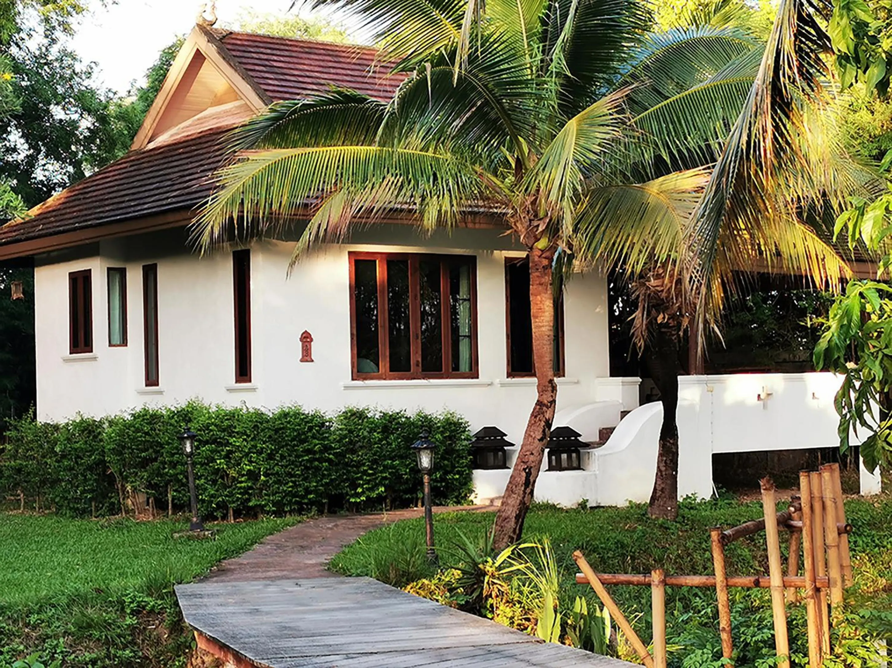 Property building in Jasmine Hills Lodge