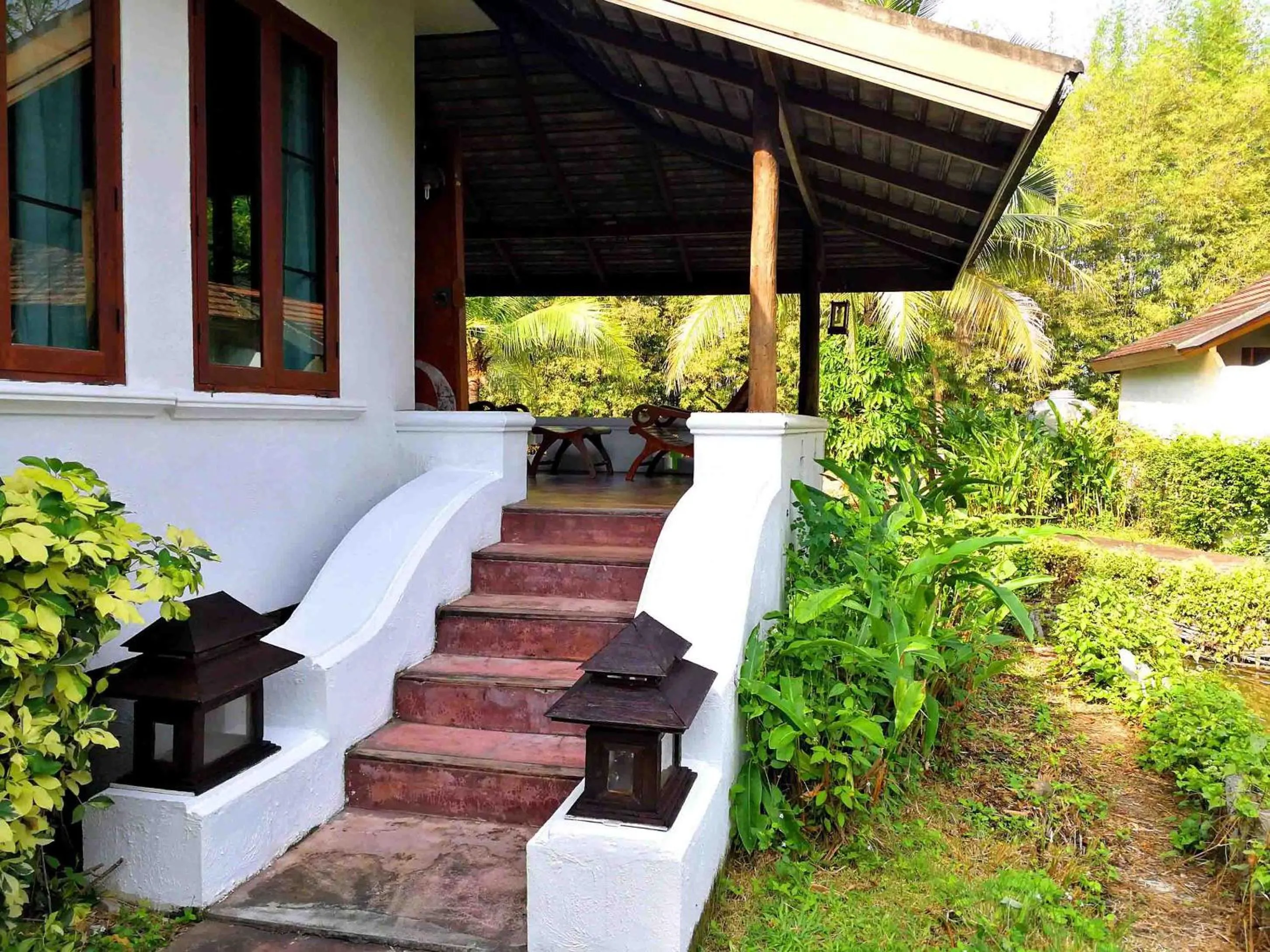 Patio in Jasmine Hills Lodge