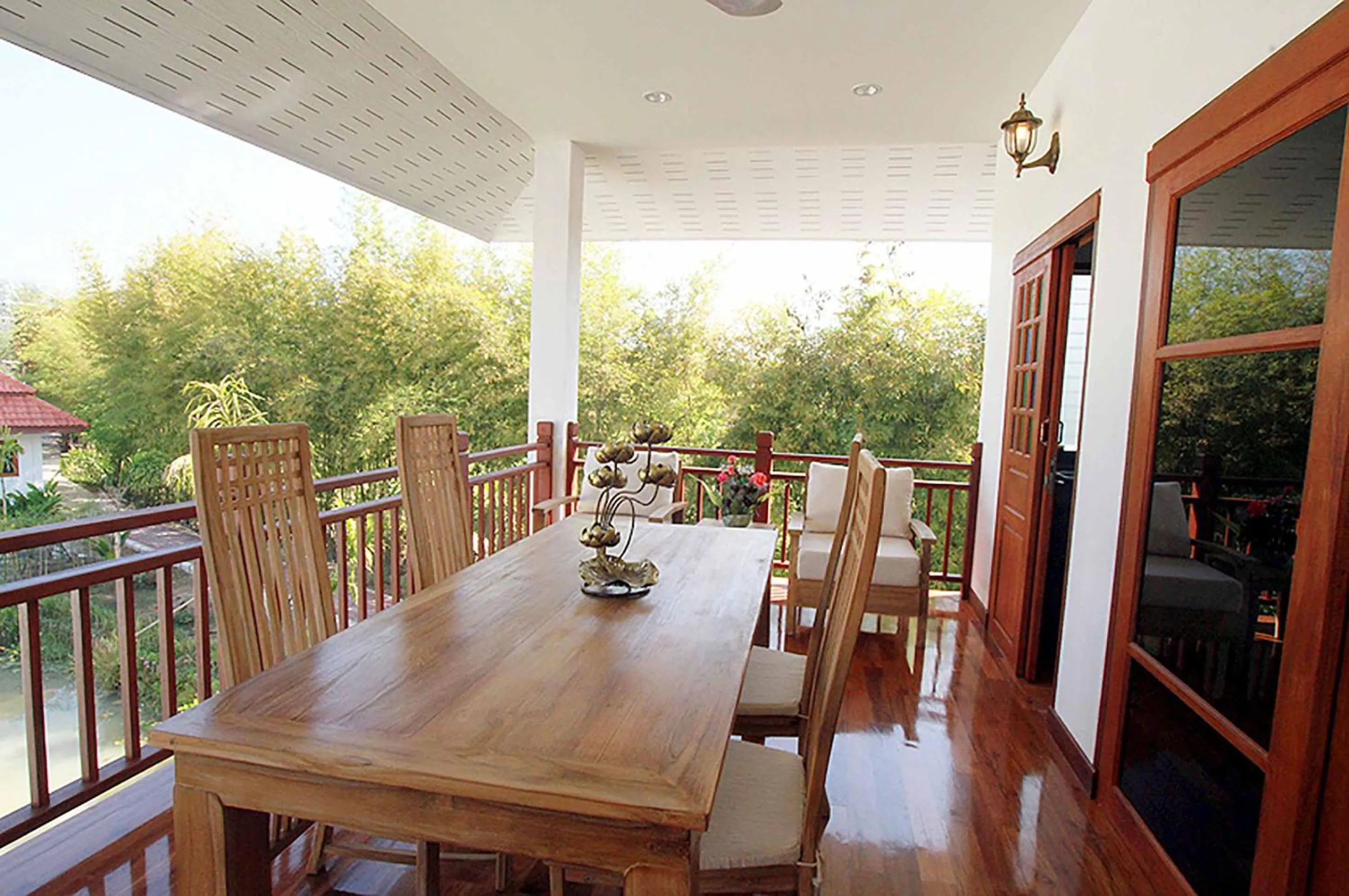 Patio in Jasmine Hills Lodge