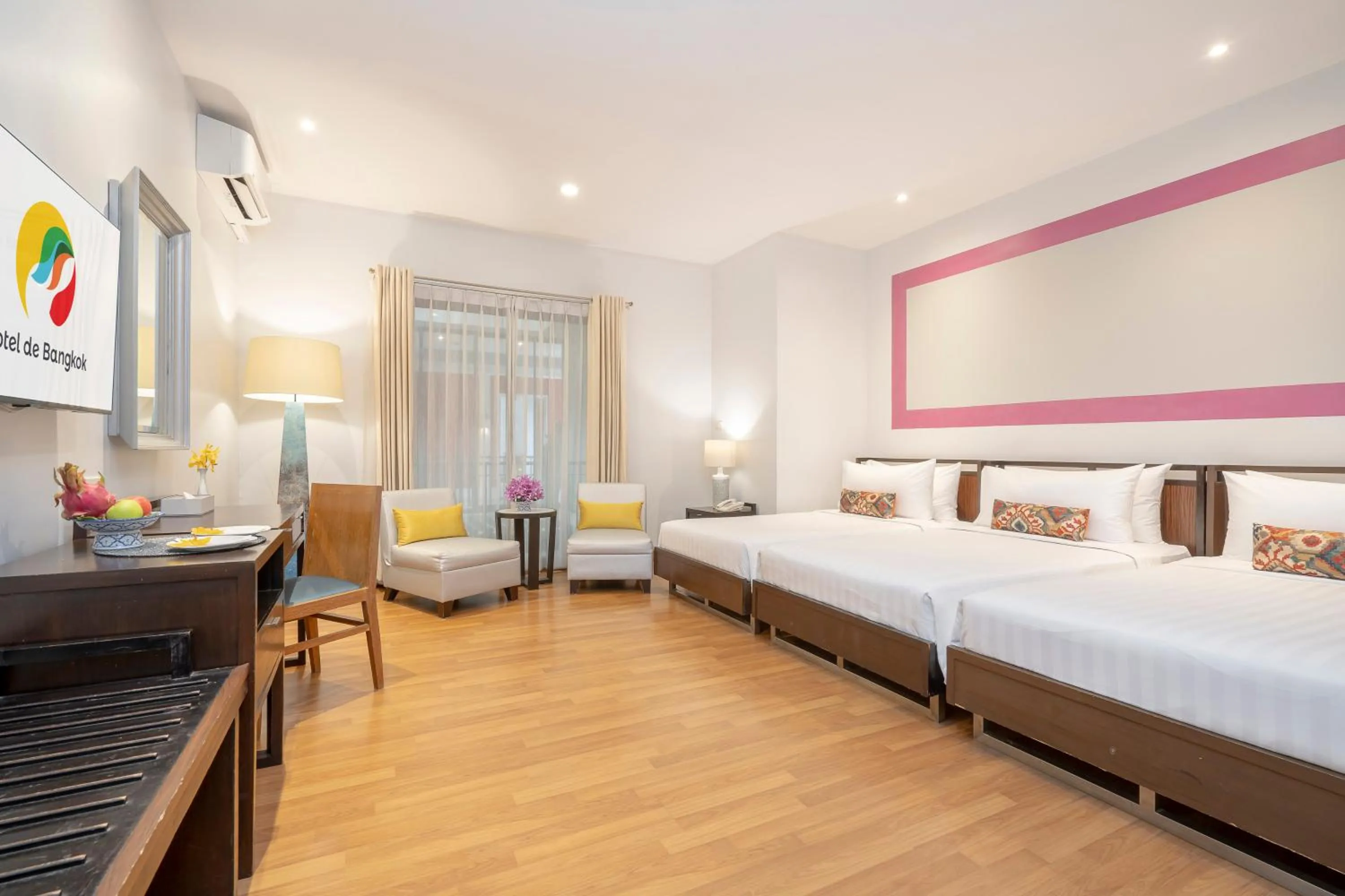 Bed in Hotel De Bangkok