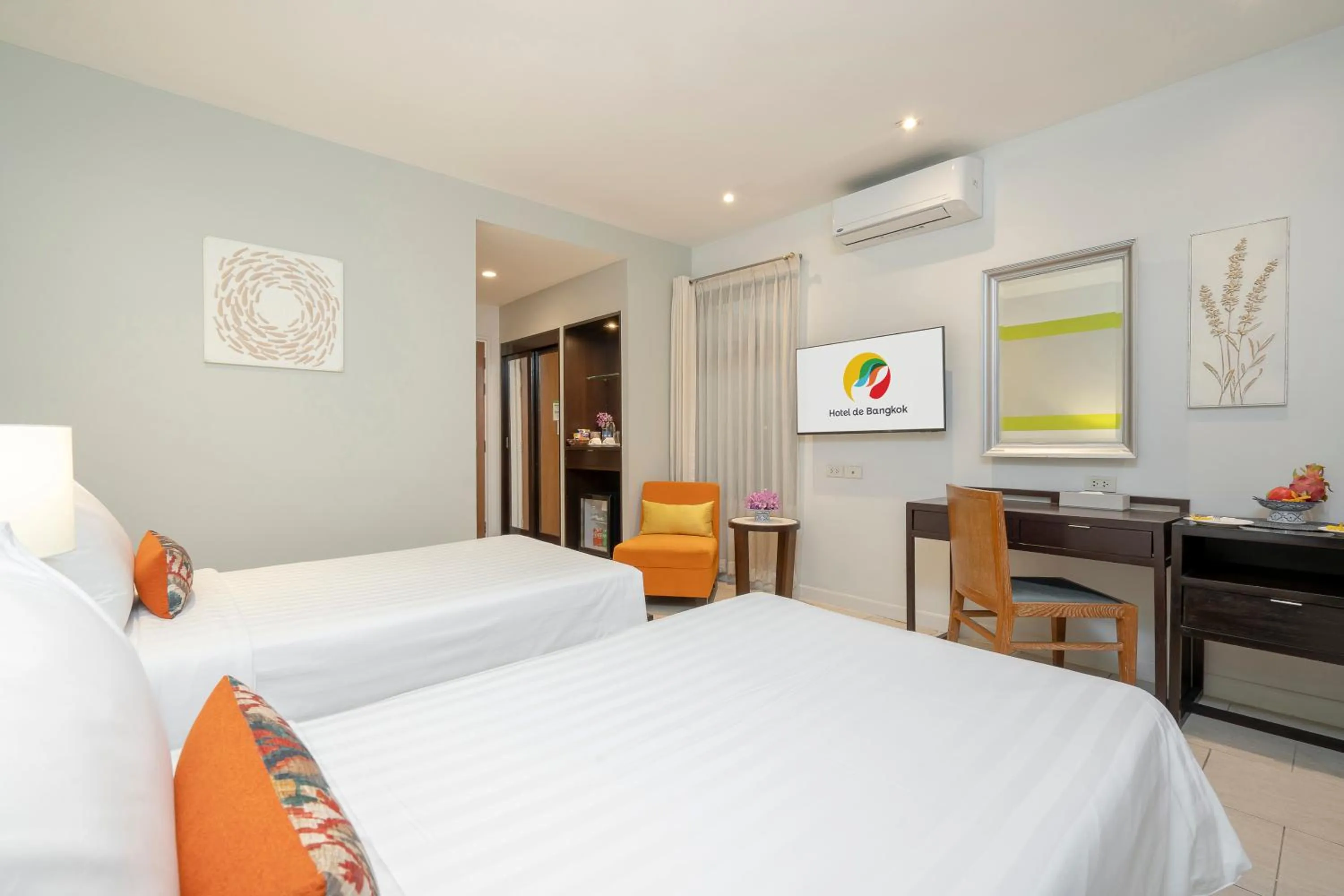 TV and multimedia, Bed in Hotel De Bangkok