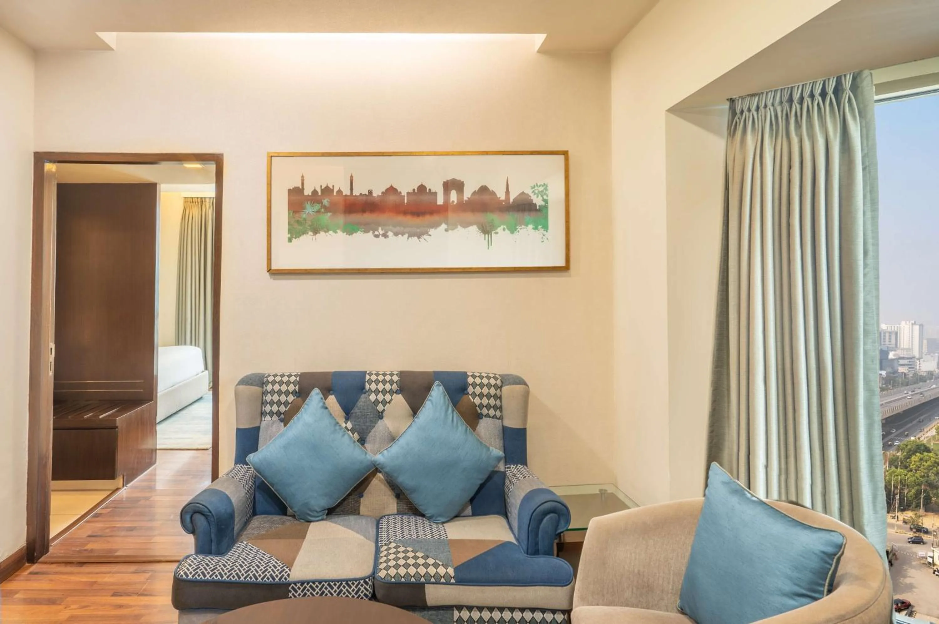 Photo of the whole room in Radisson Gurugram Sohna Road City Center