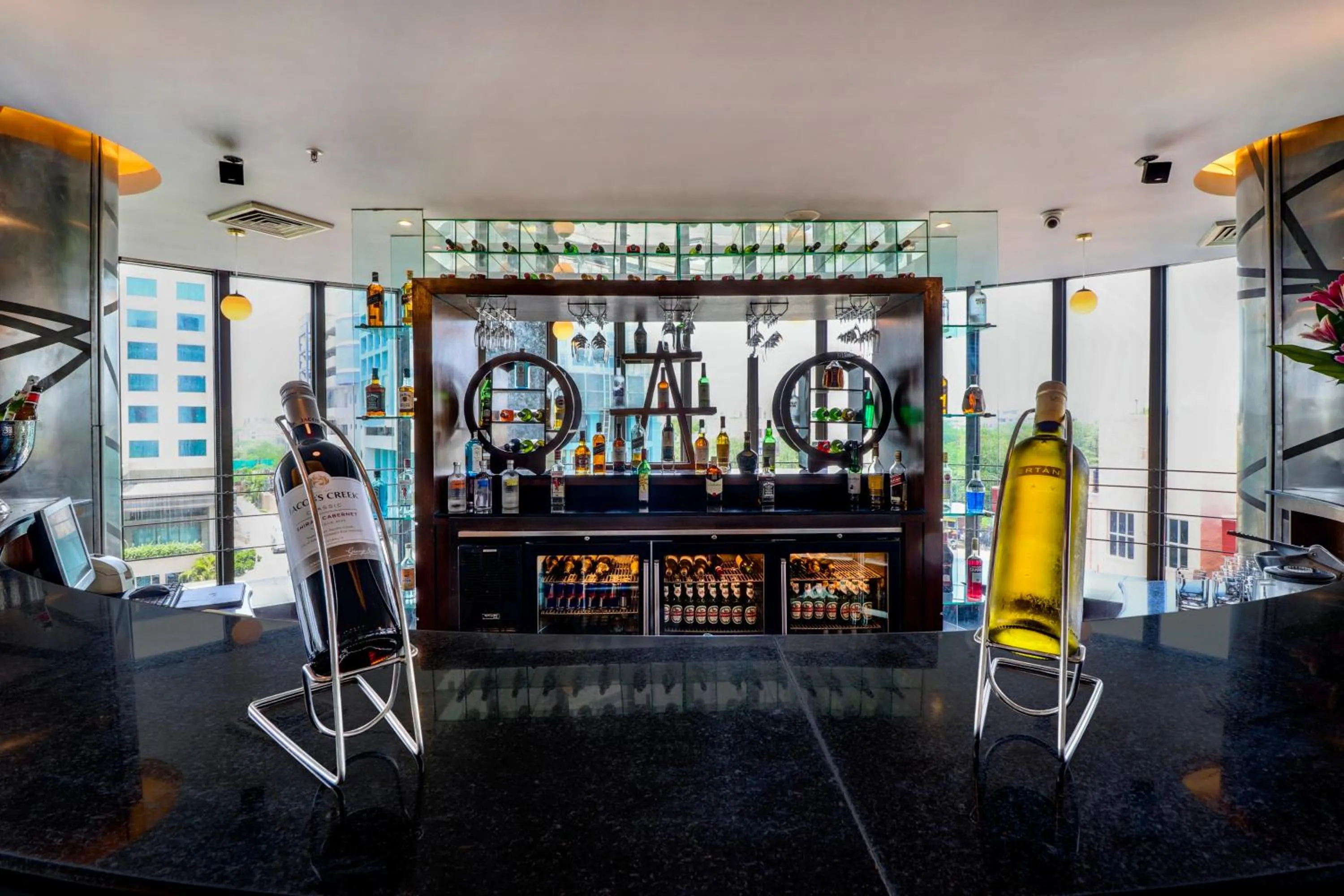 Lounge or bar in Sunday Hotel Jaipur