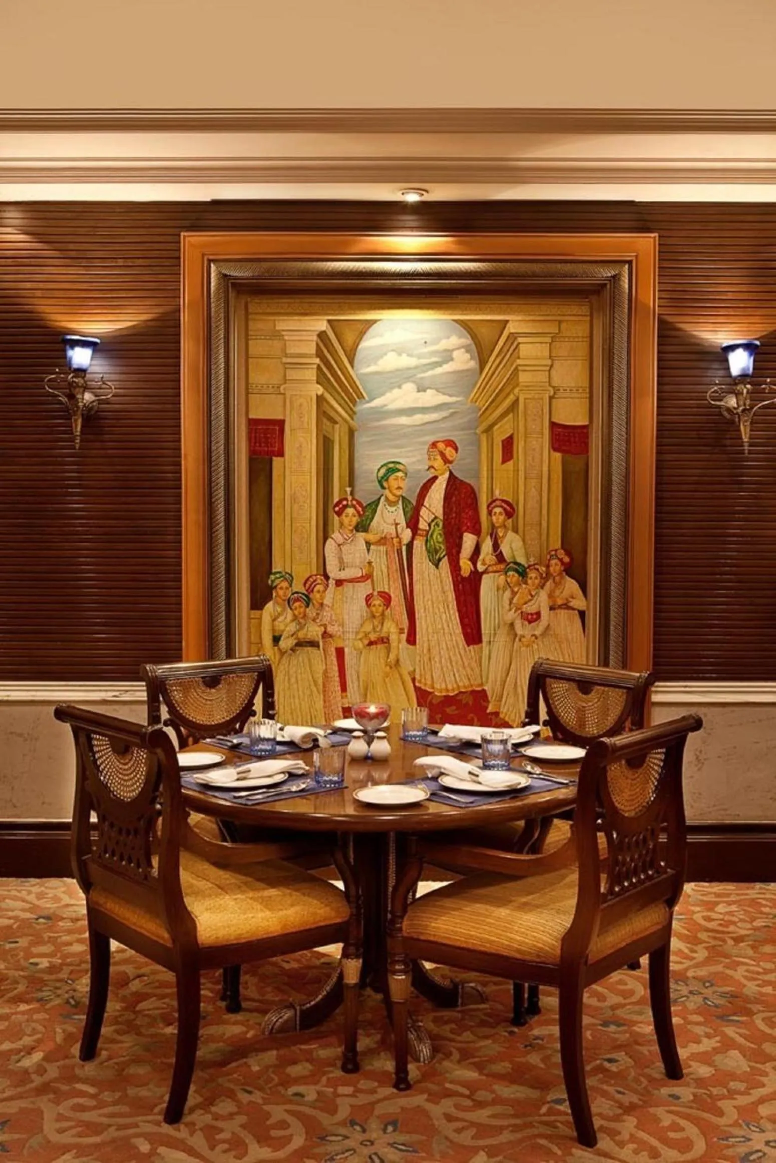 Restaurant/places to eat in The Bristol