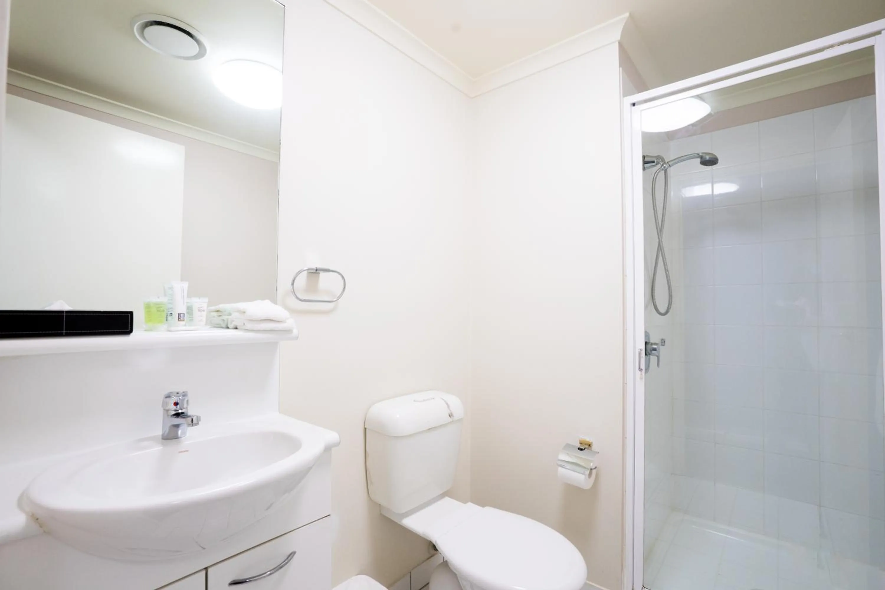 HarbourView Apartment Hotel (now Arrow on Spencer)