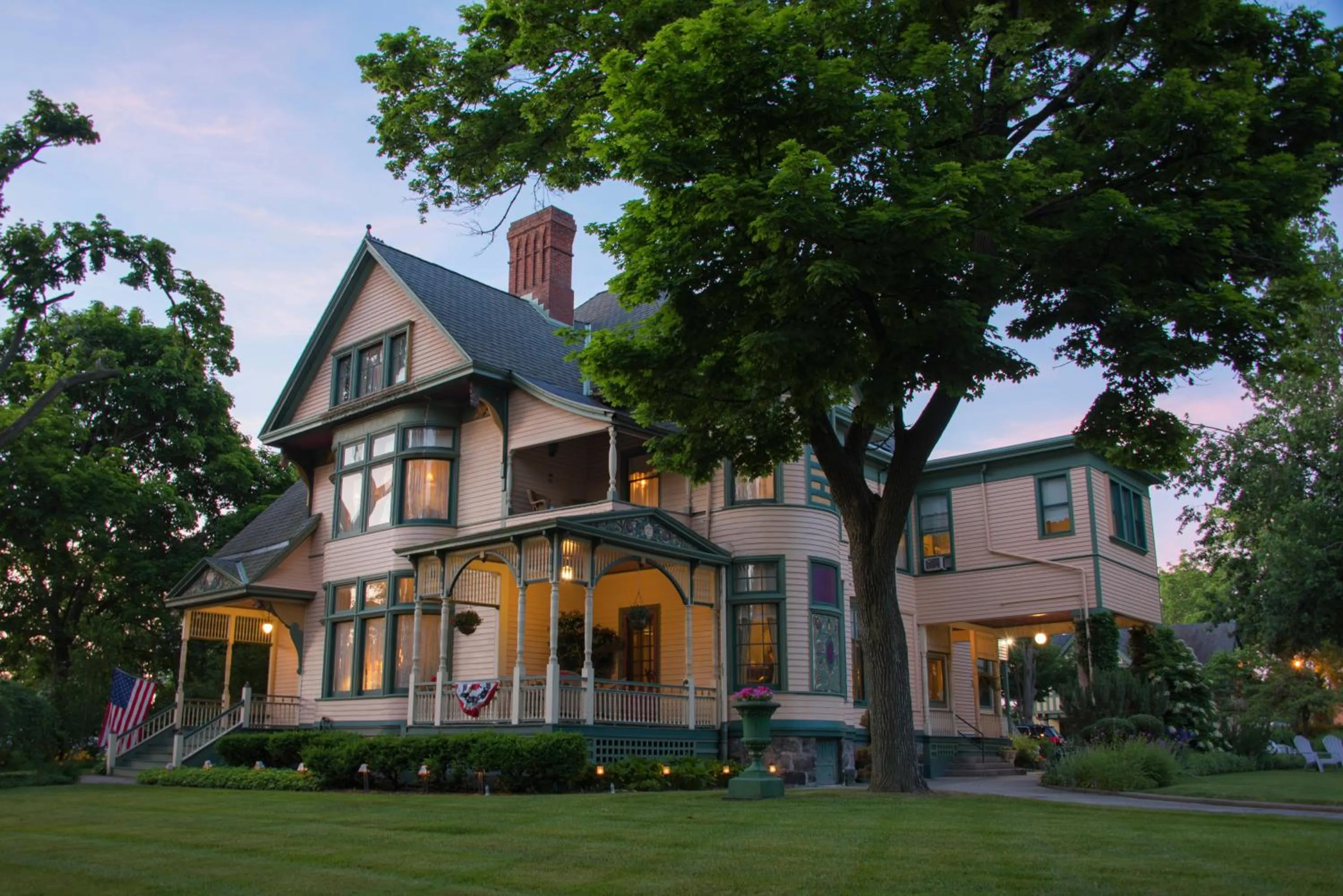 Property building in The Oliver Inn