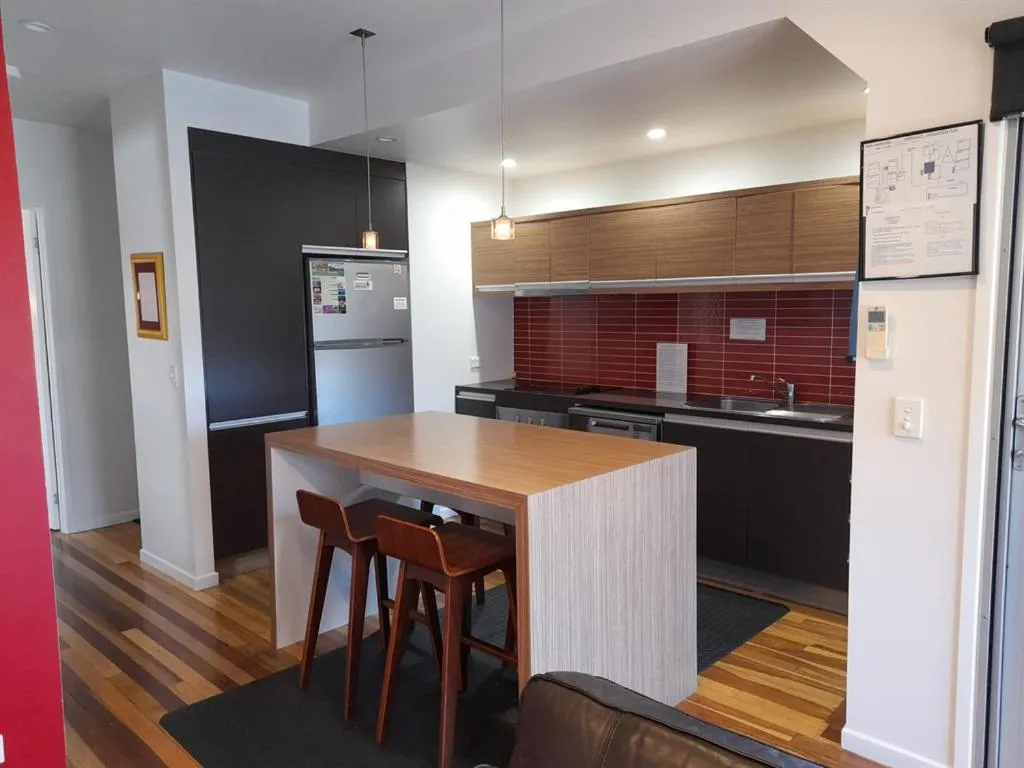 Dining area in Airlie Apartments