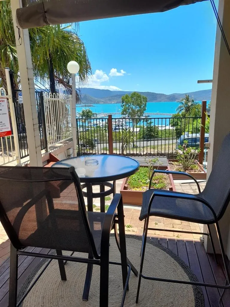 Balcony/Terrace in Airlie Apartments