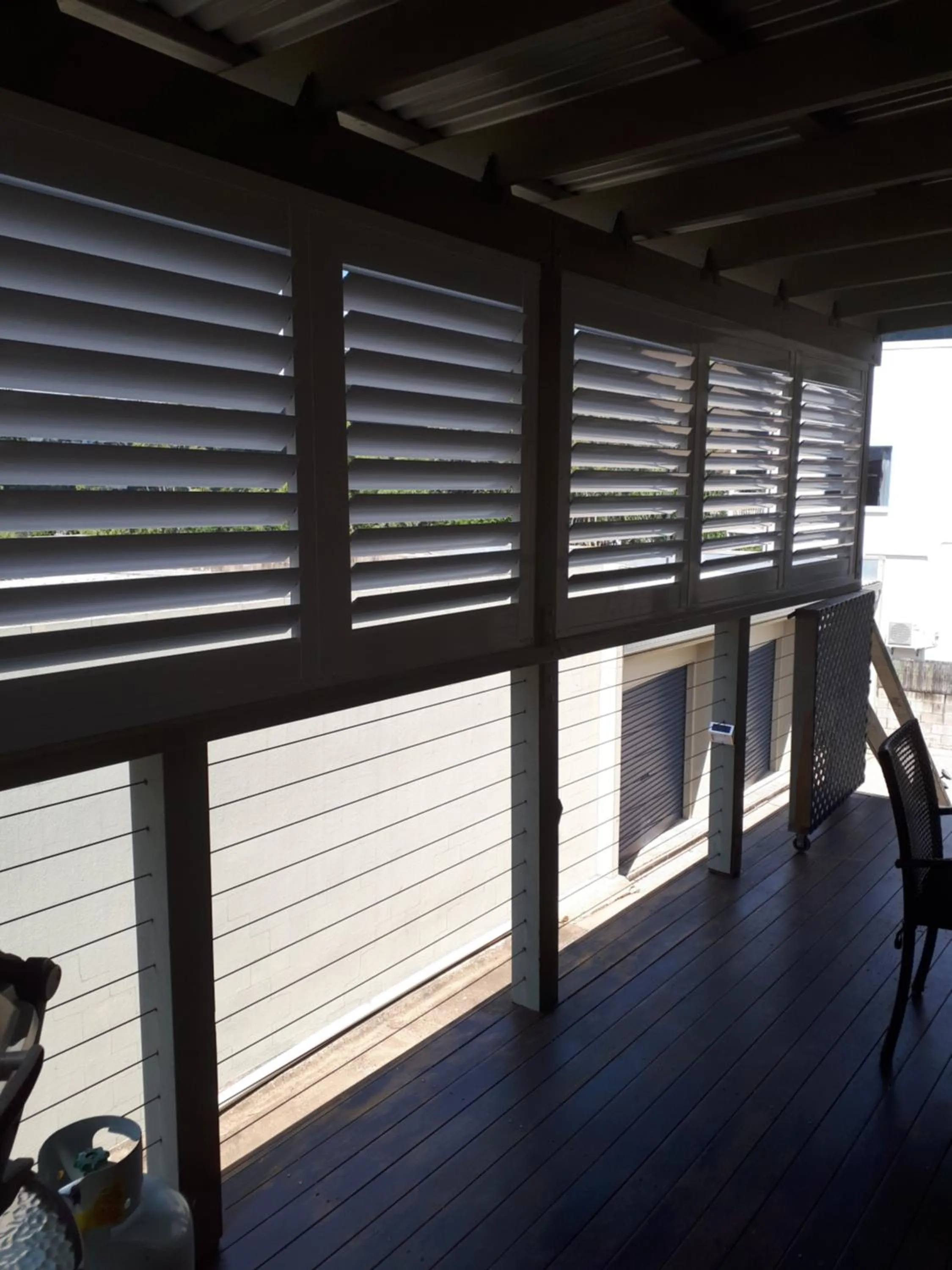 Mountain view in Airlie Apartments