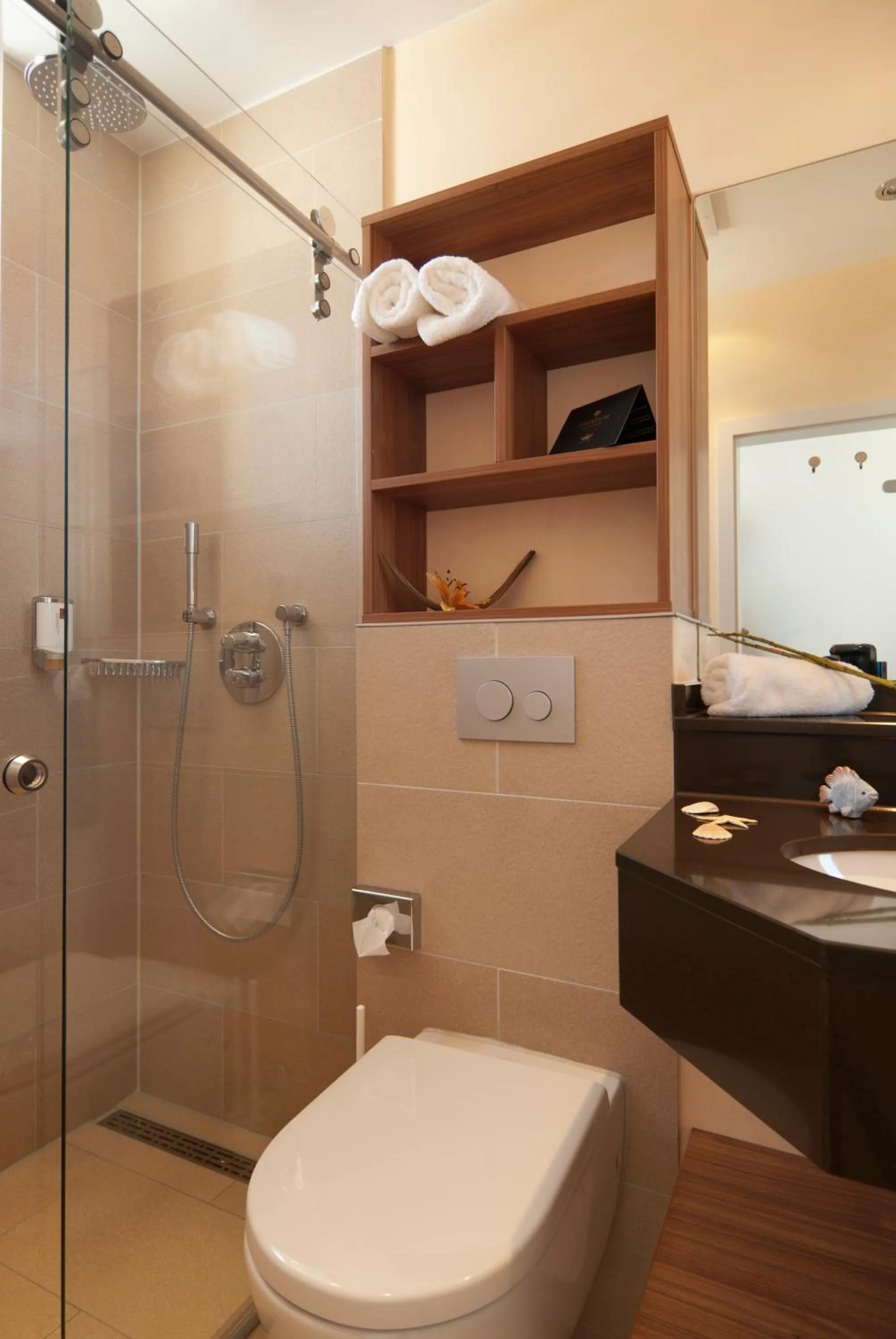 Bathroom in Strandhotel Georgshöhe