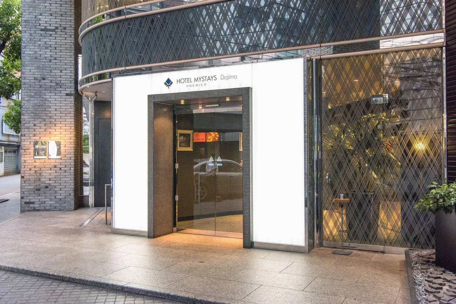 Facade/entrance in Hotel MYSTAYS PREMIER Dojima