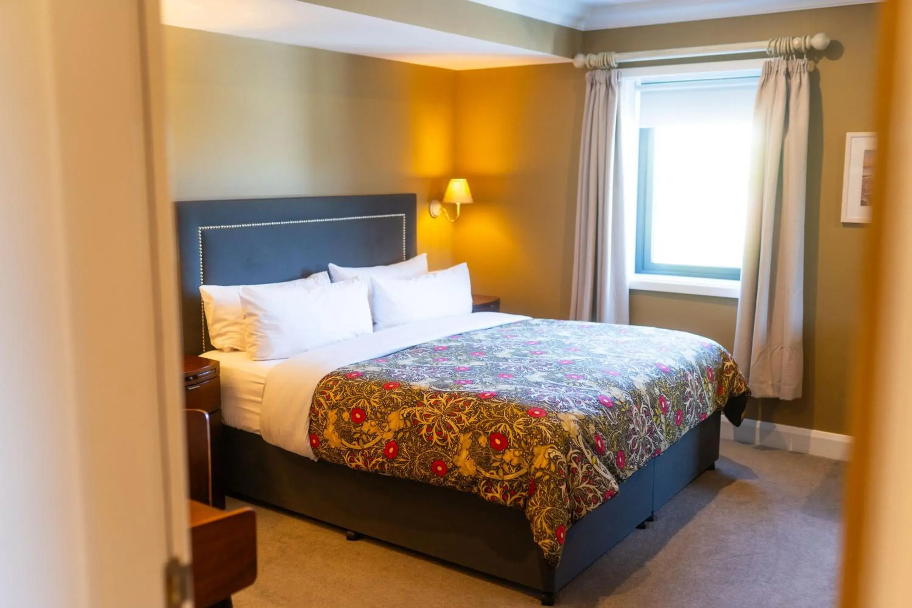 Deluxe King Room - Annex in Doolin Inn Deluxe King Room - Annex in Doolin Inn